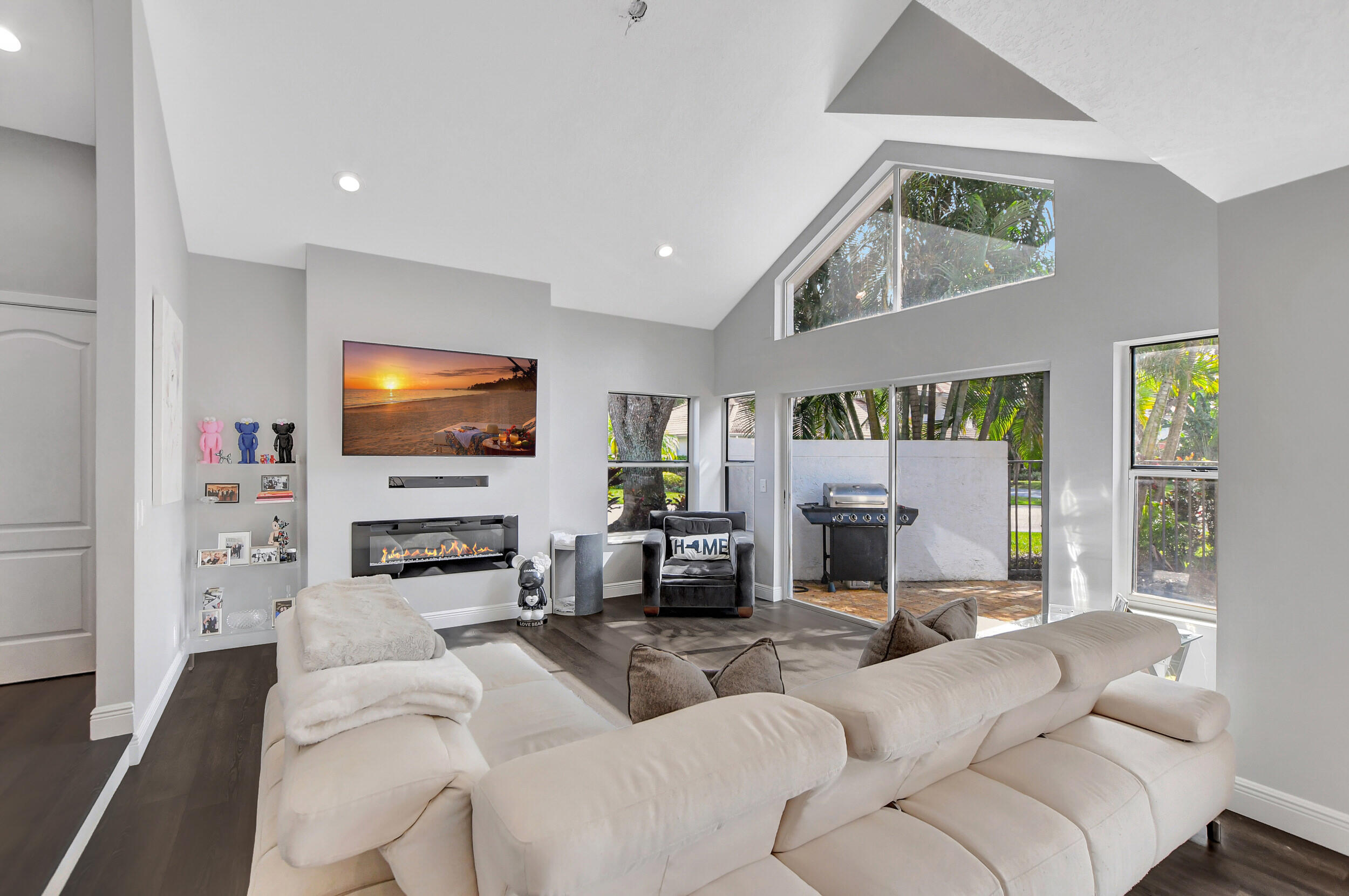 2112 NW 53rd Street