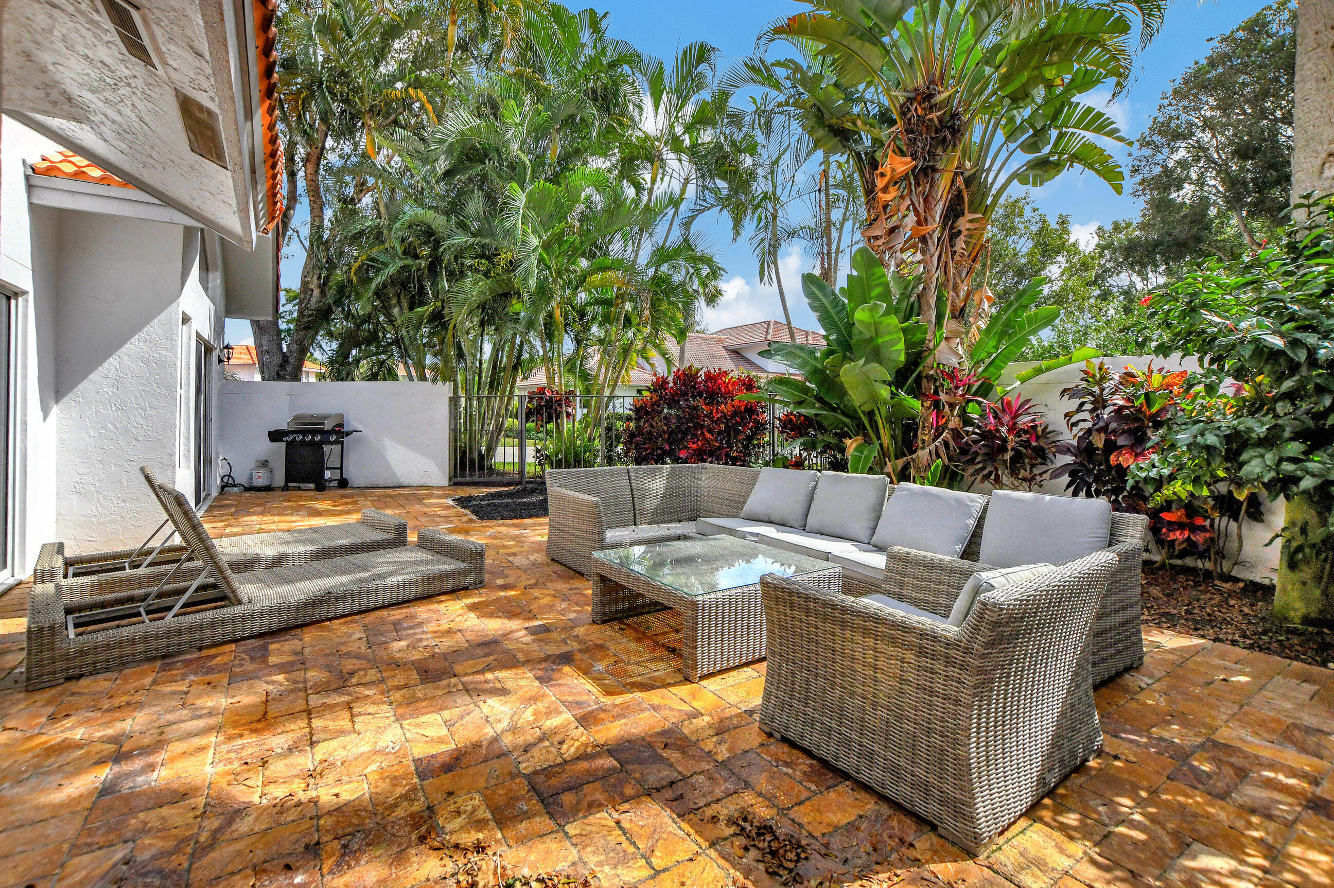 2112 NW 53rd Street