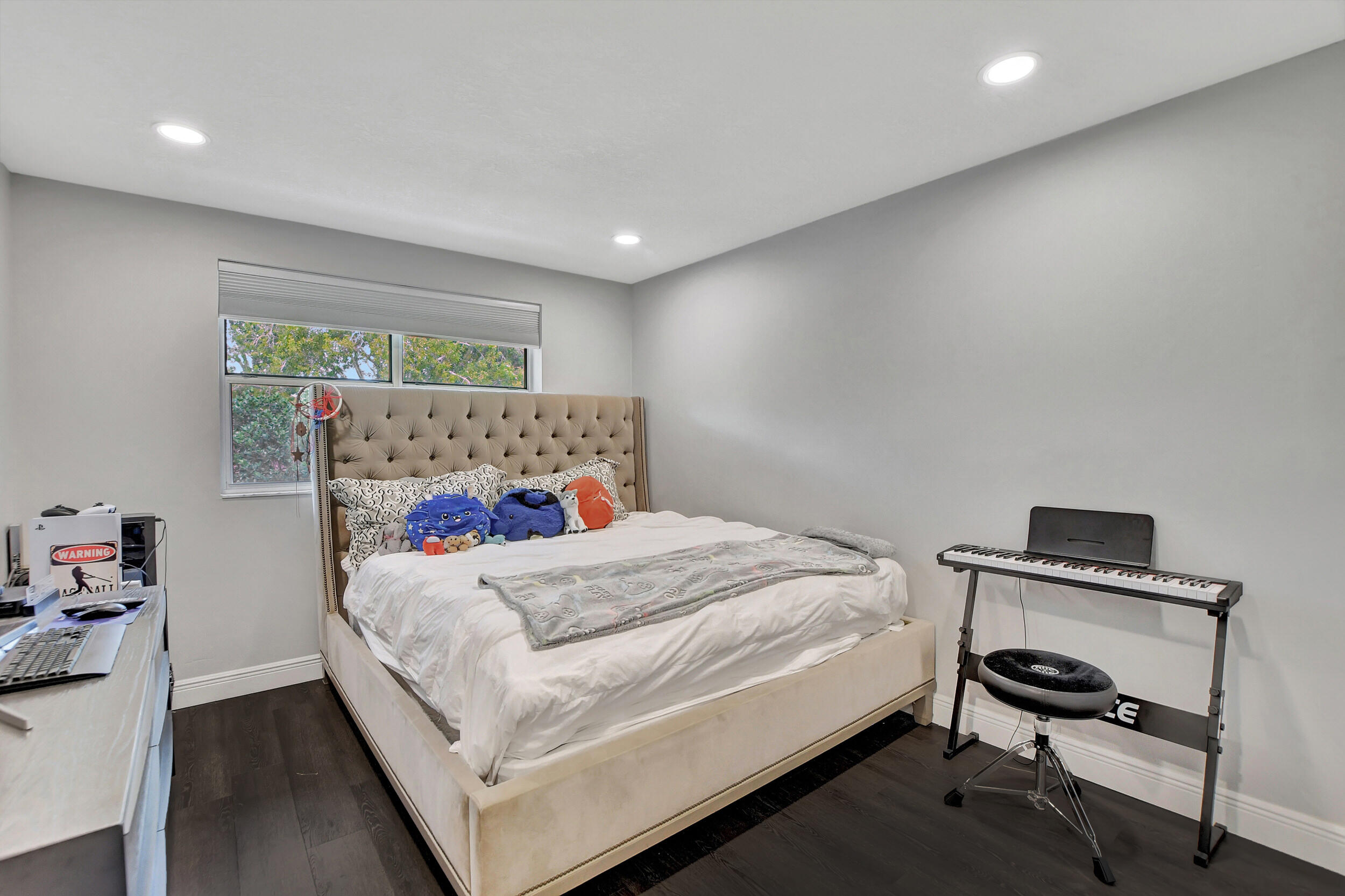 2112 NW 53rd Street