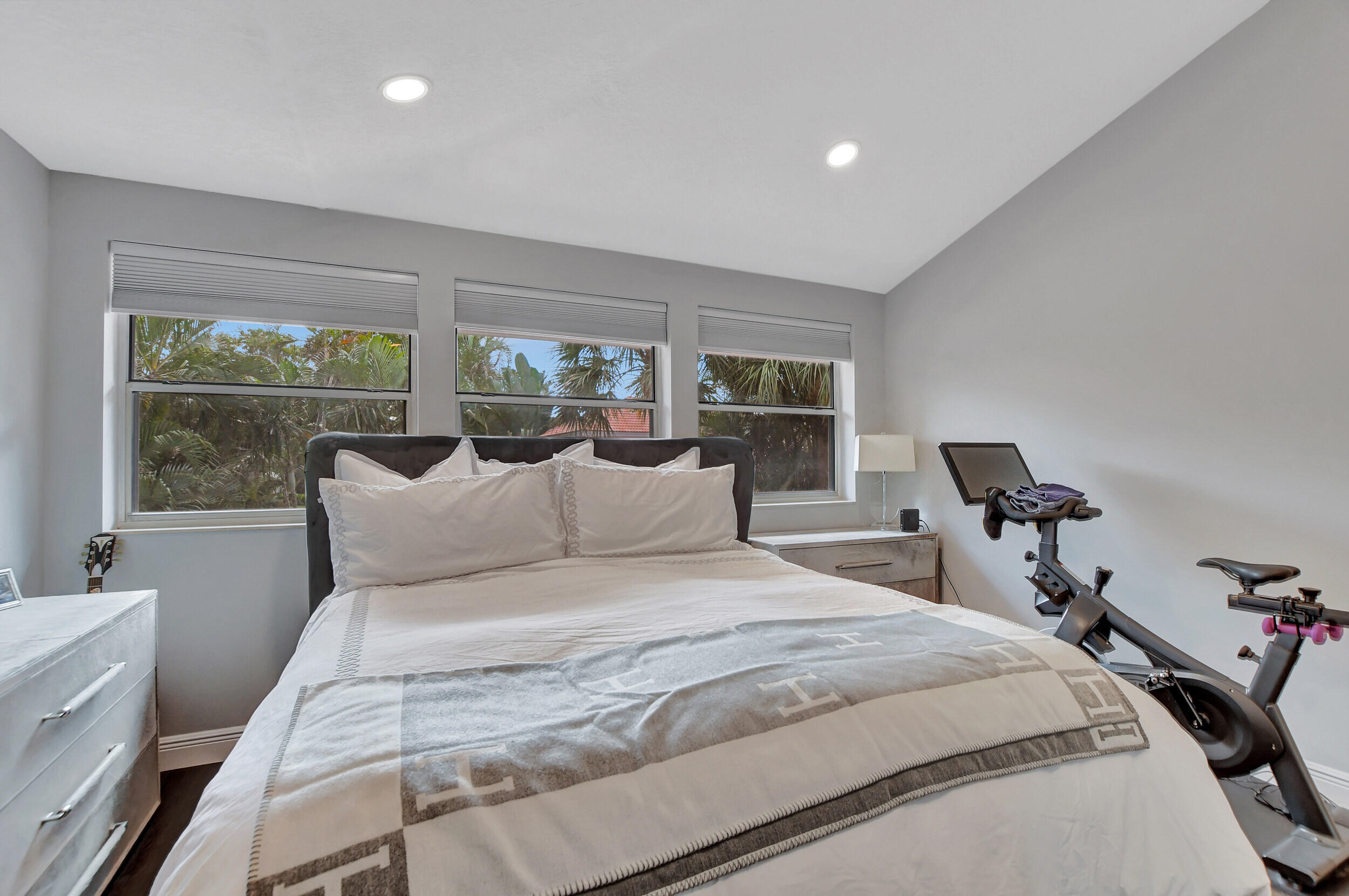 2112 NW 53rd Street