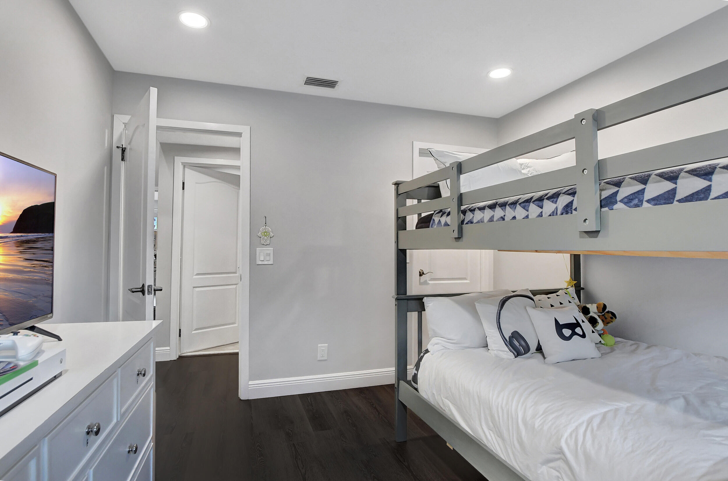 2112 NW 53rd Street