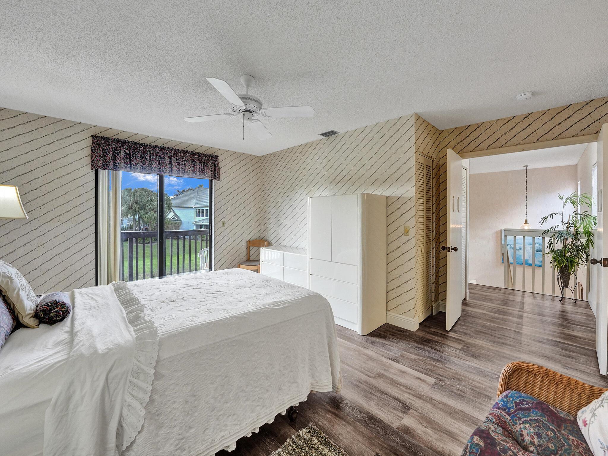 5859 Fox Hollow Drive E