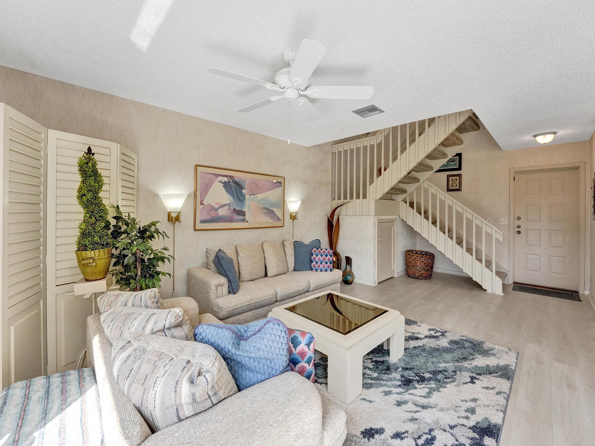 5859 Fox Hollow Drive E