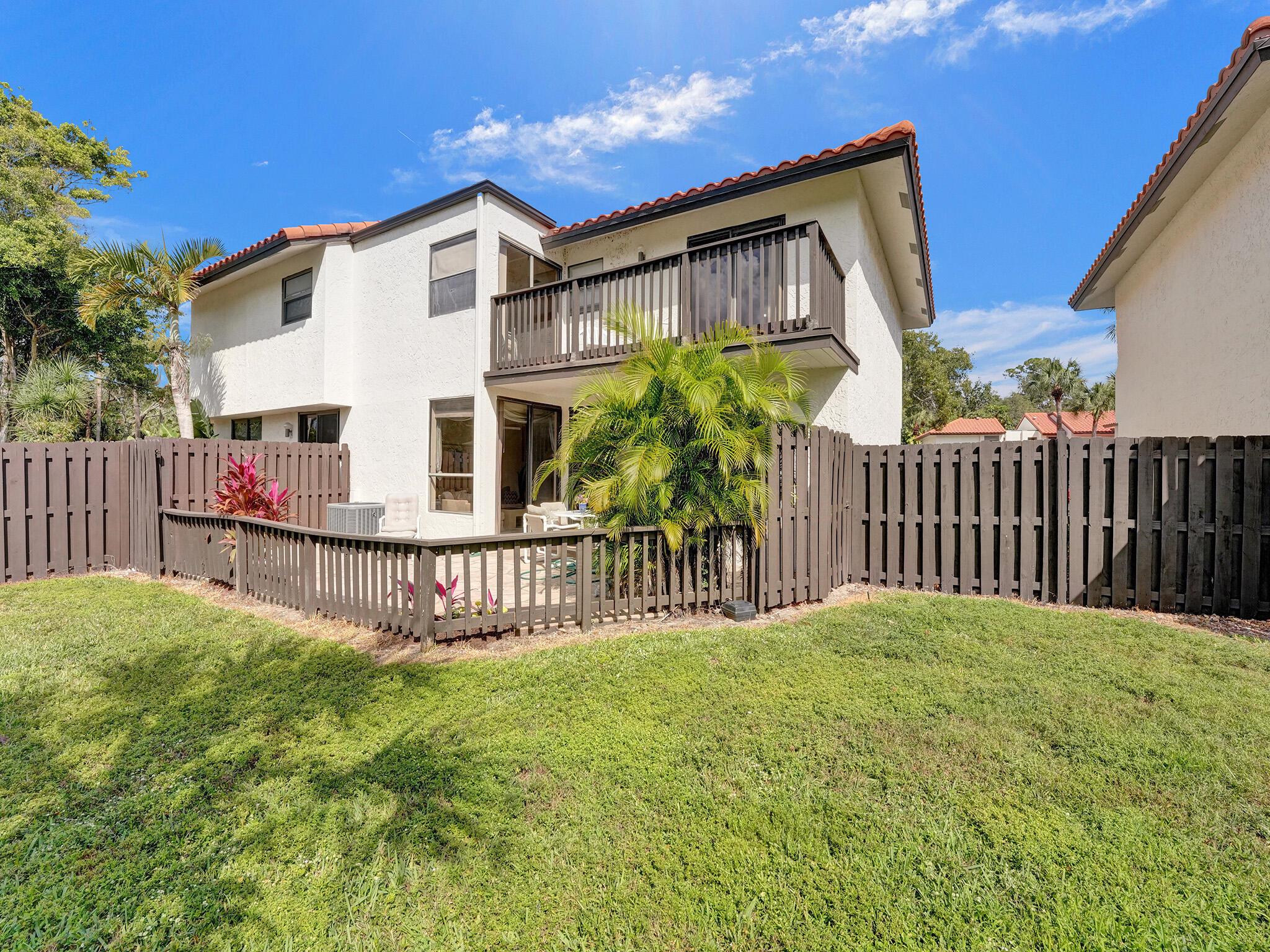 5859 Fox Hollow Drive E