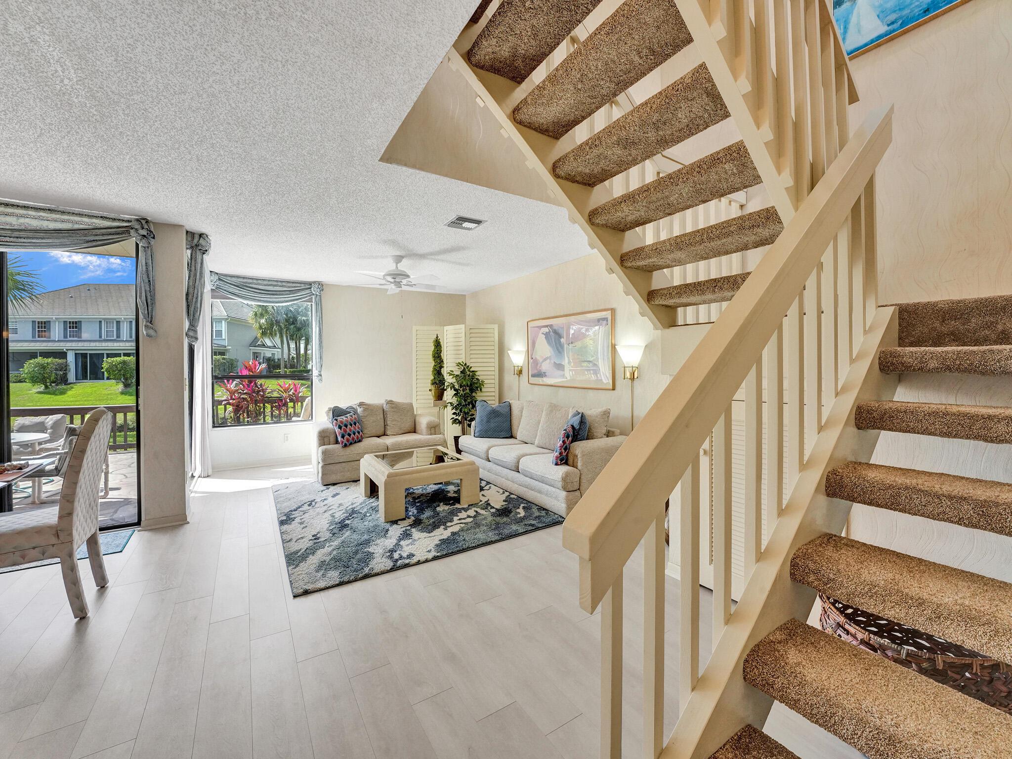 5859 Fox Hollow Drive E