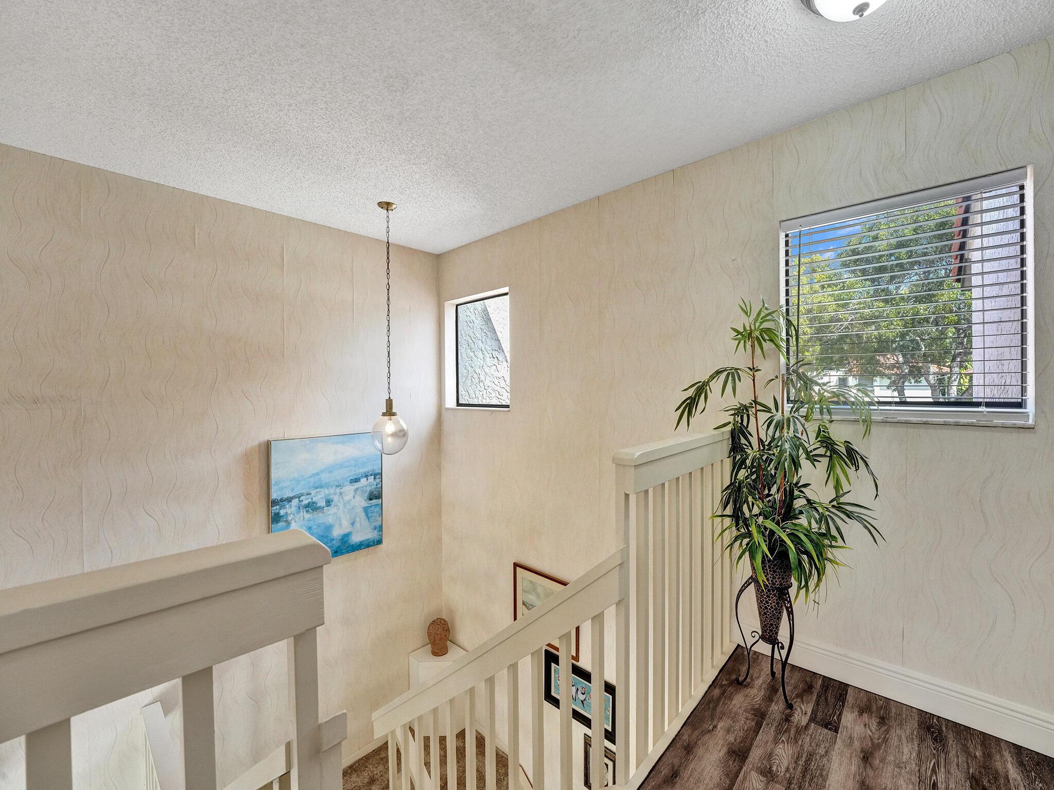 5859 Fox Hollow Drive E