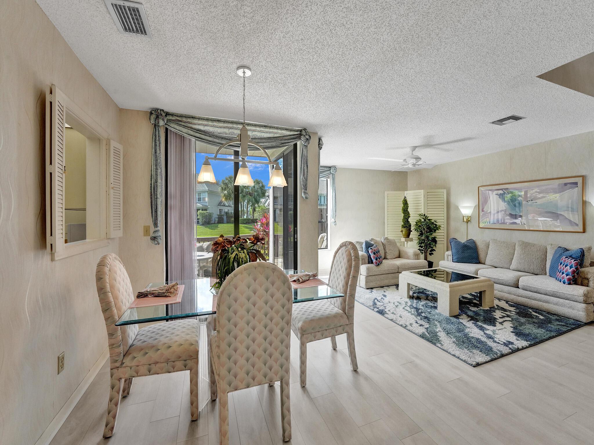 5859 Fox Hollow Drive E