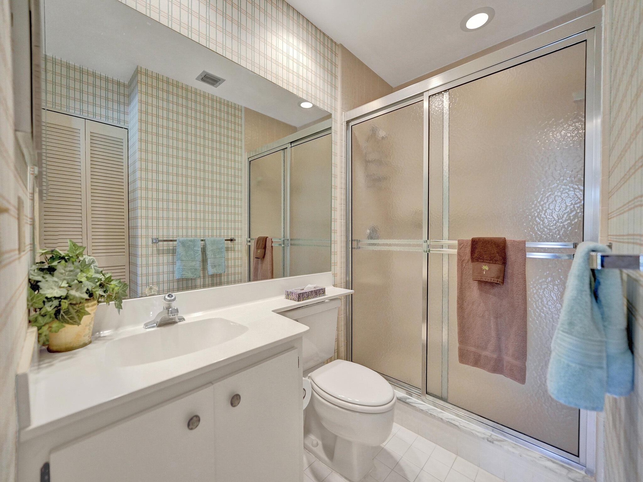 5859 Fox Hollow Drive E