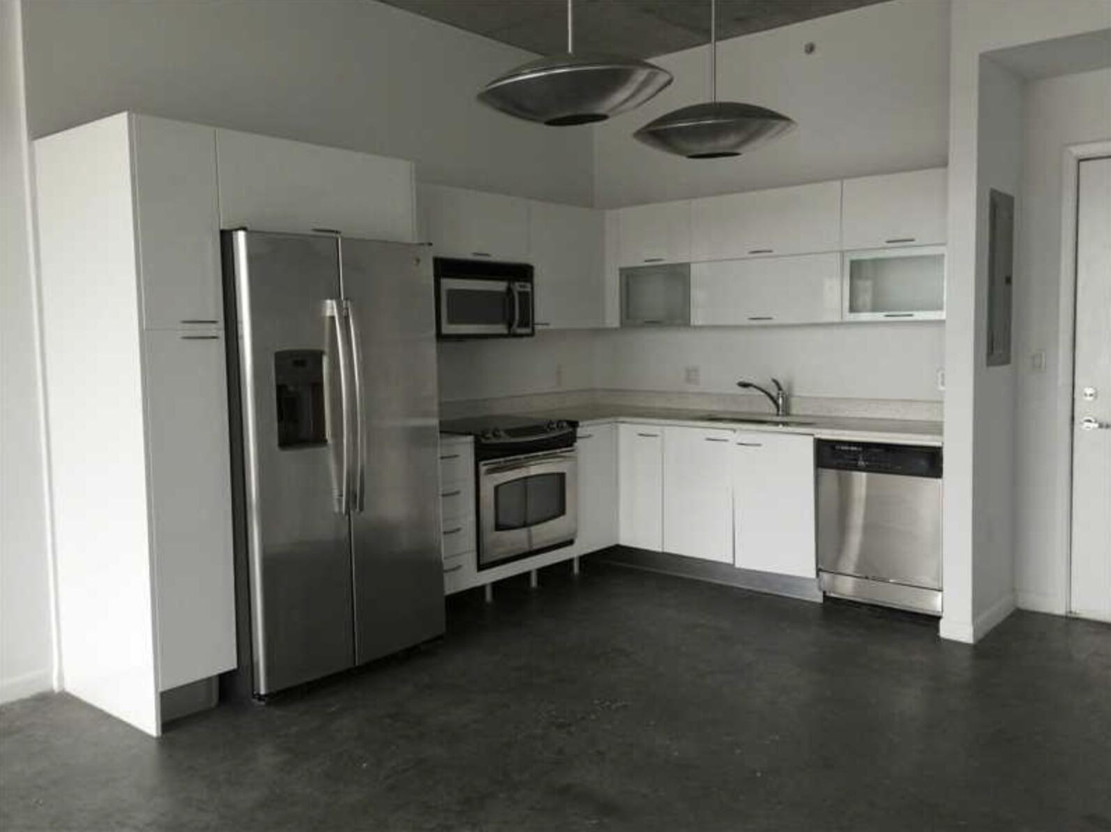 133 NE 2nd Avenue 3303
