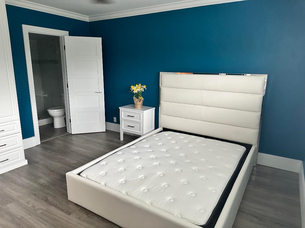 200 E Royal Palm Road 4080