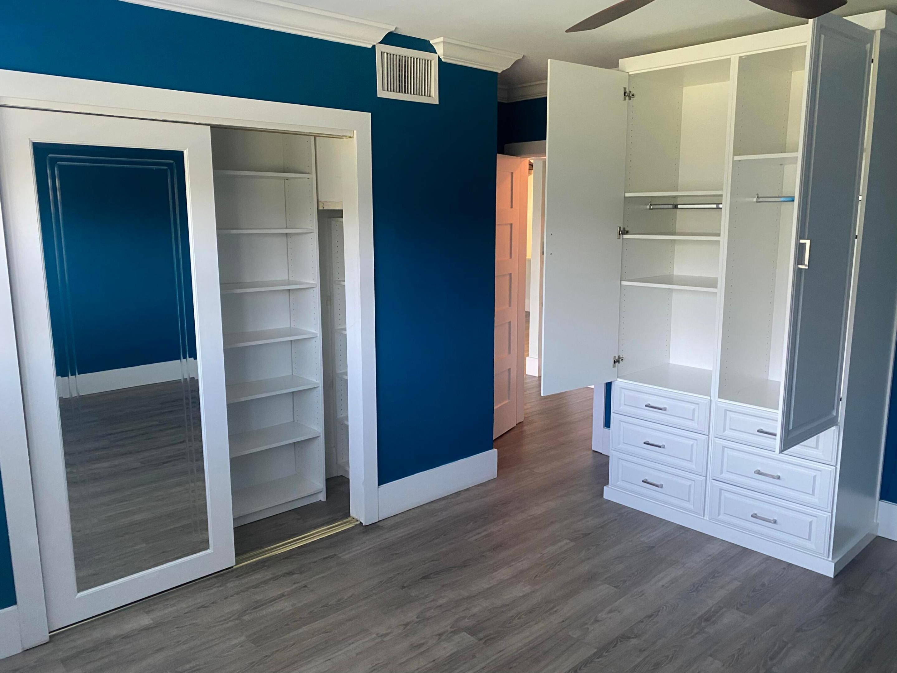 200 E Royal Palm Road 4080