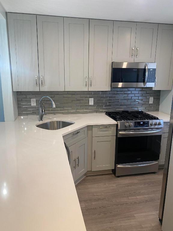 200 E Royal Palm Road 4080