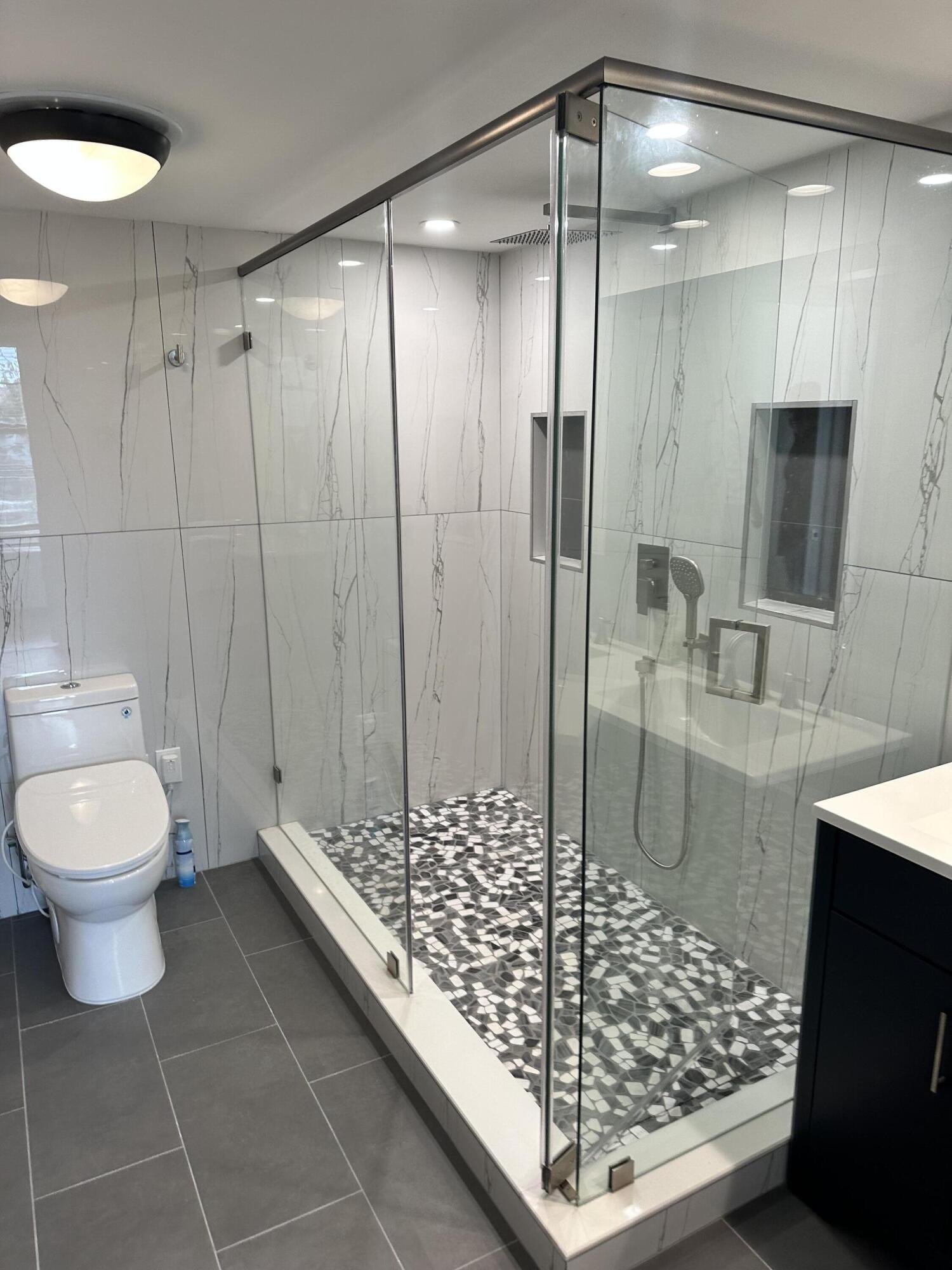 22 Royal Palm Way 2040