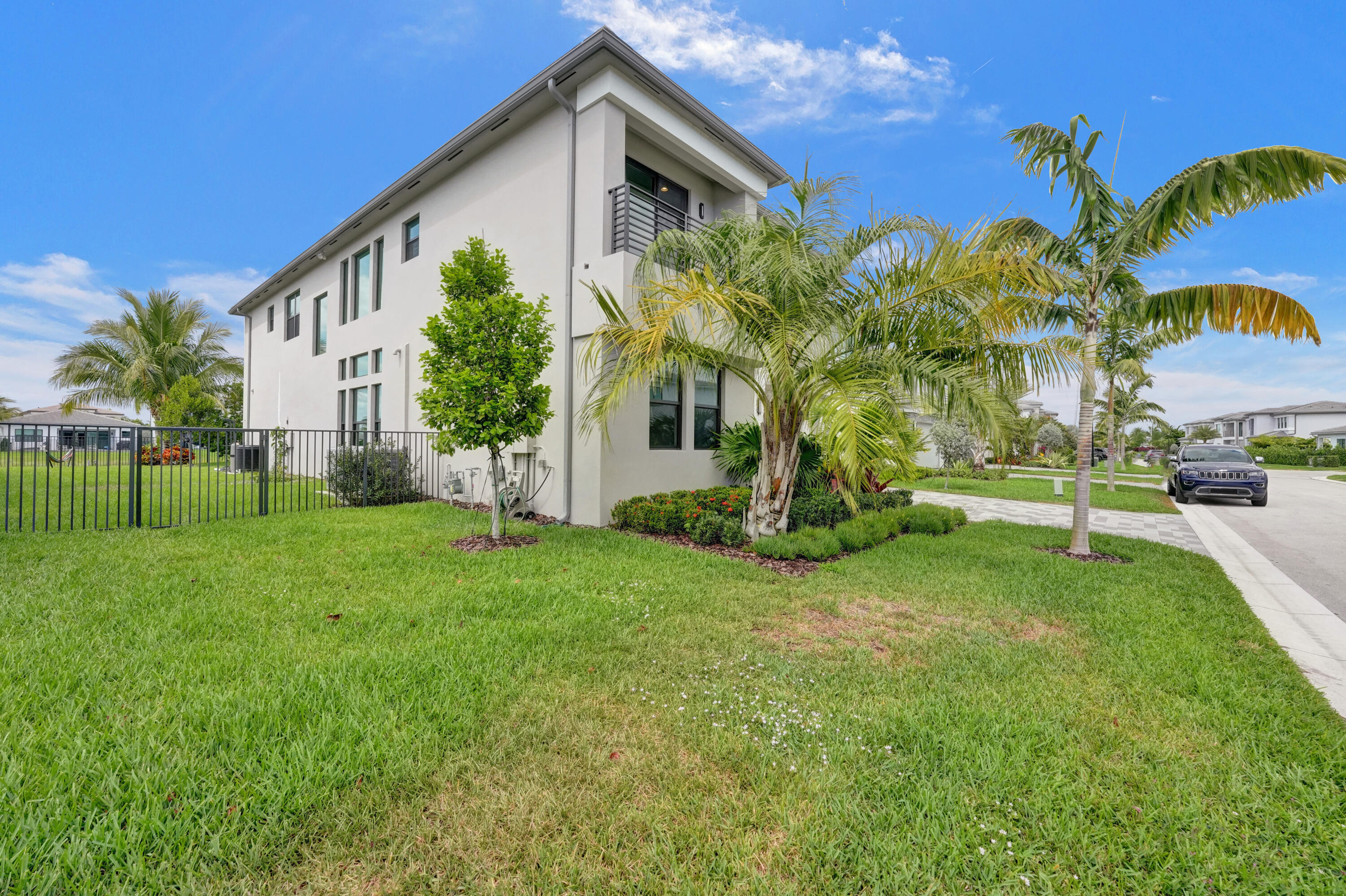 17225 Windy Pointe Lane