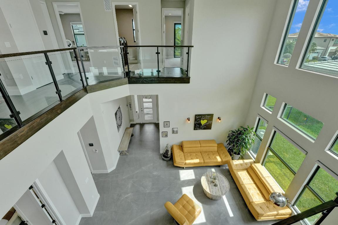 17225 Windy Pointe Lane