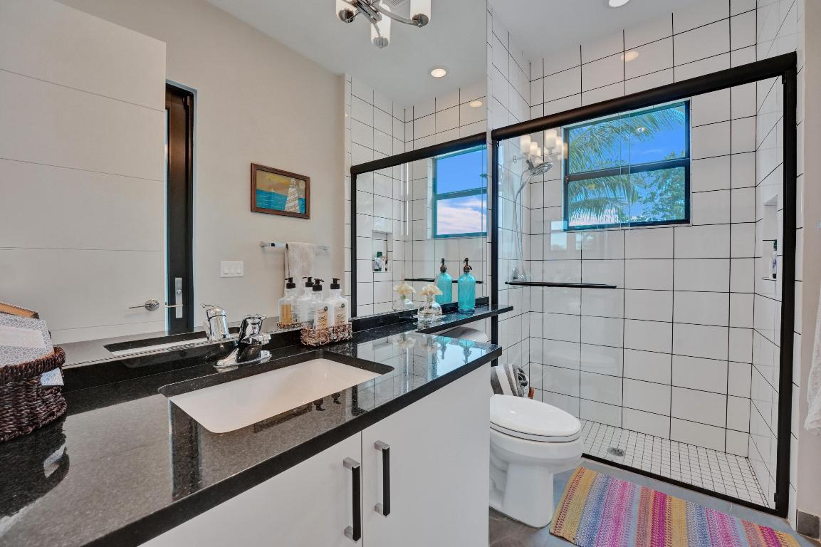 17225 Windy Pointe Lane