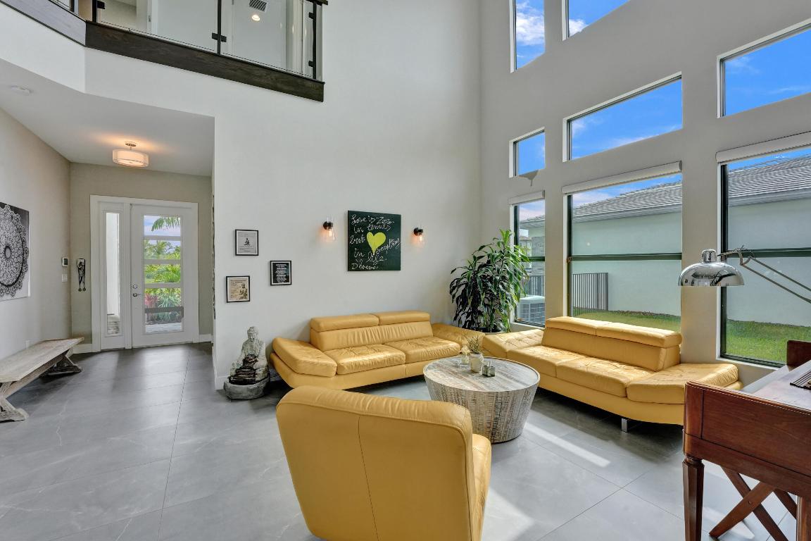 17225 Windy Pointe Lane