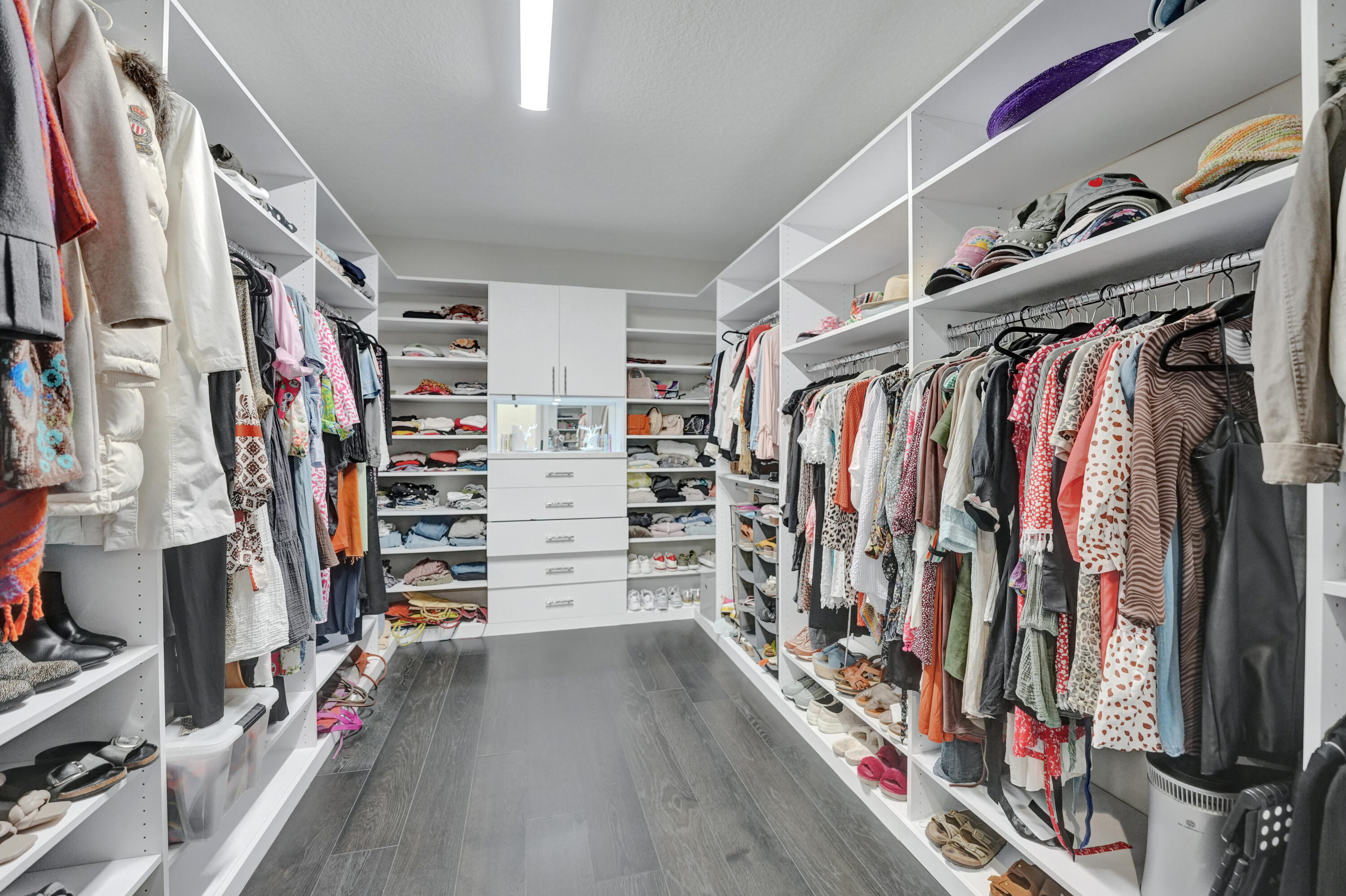 17225 Windy Pointe Lane