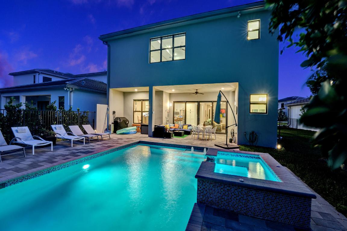 17225 Windy Pointe Lane