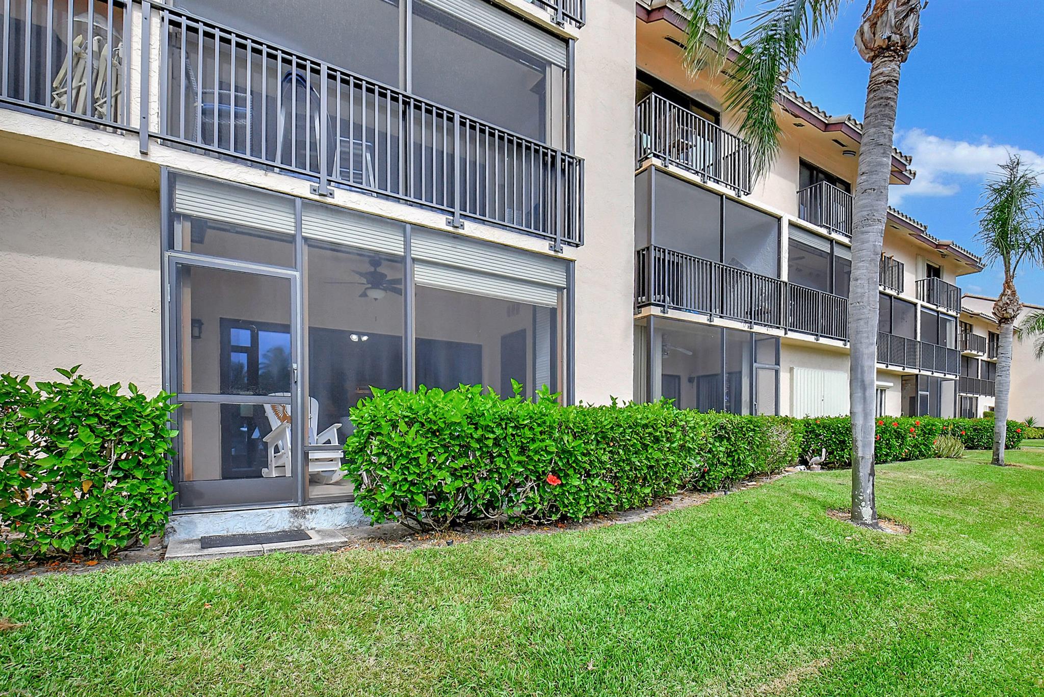 270 Captains Walk 3030