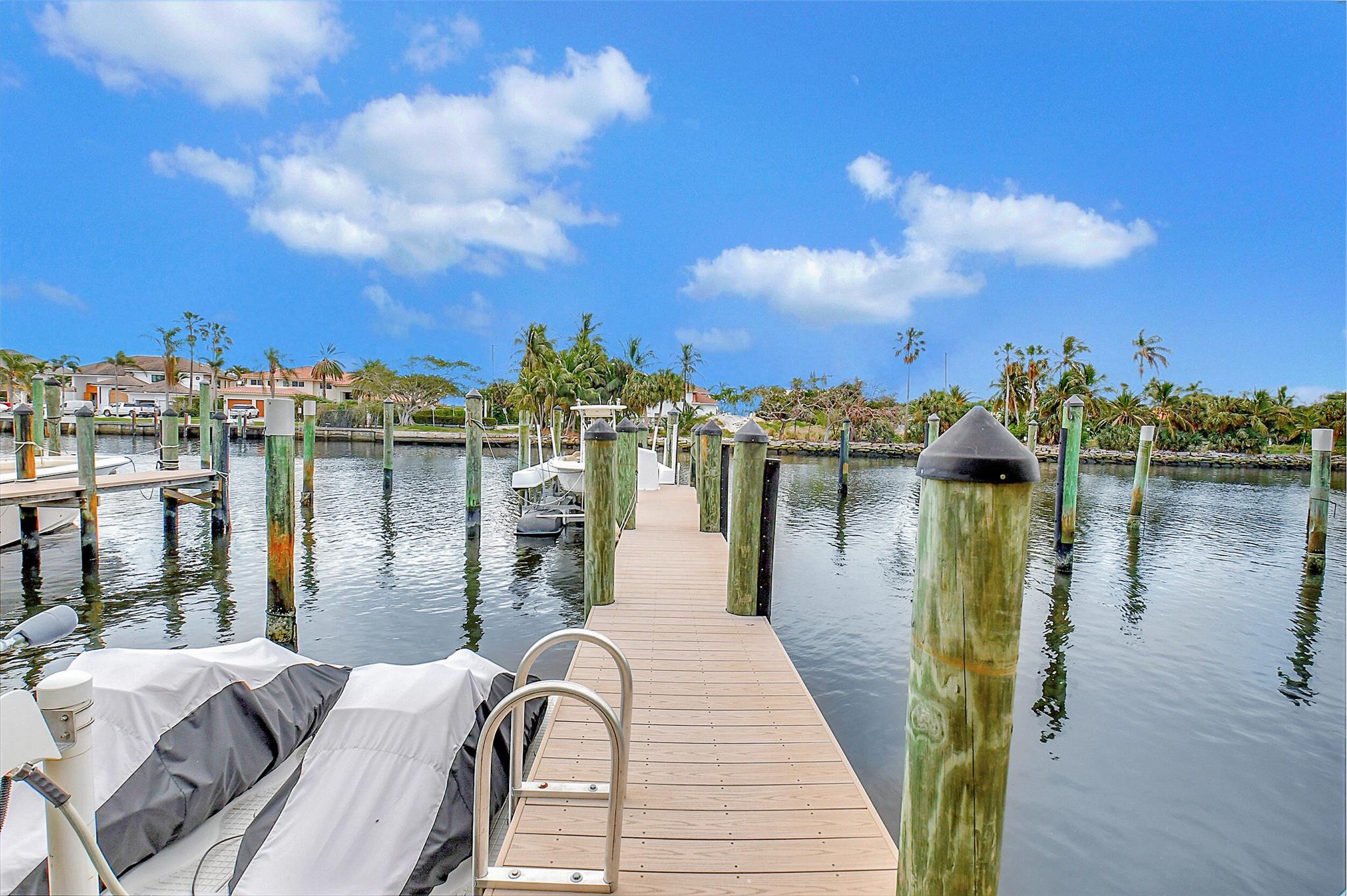 270 Captains Walk 3030