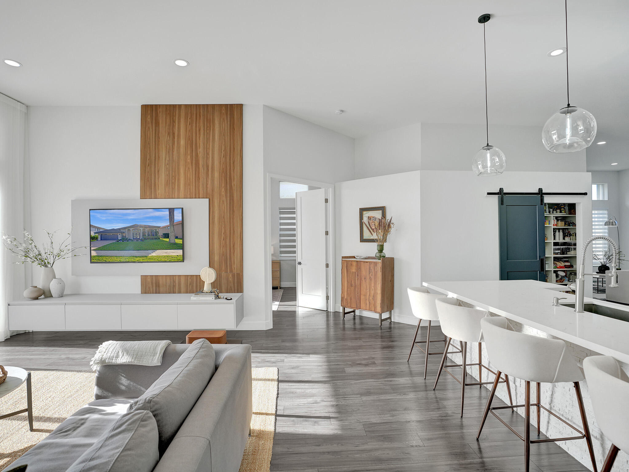 10677 St Thomas Drive