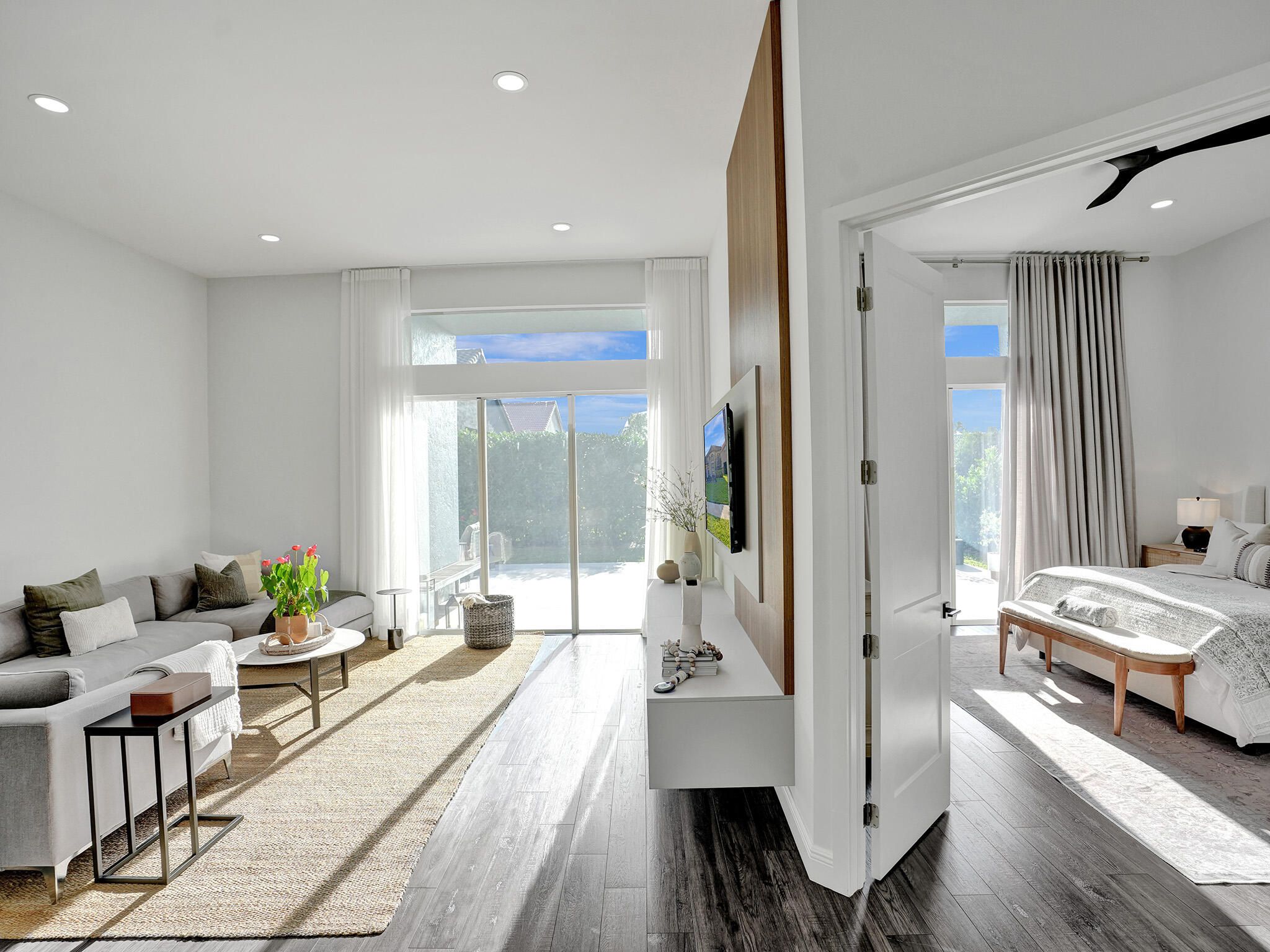 10677 St Thomas Drive