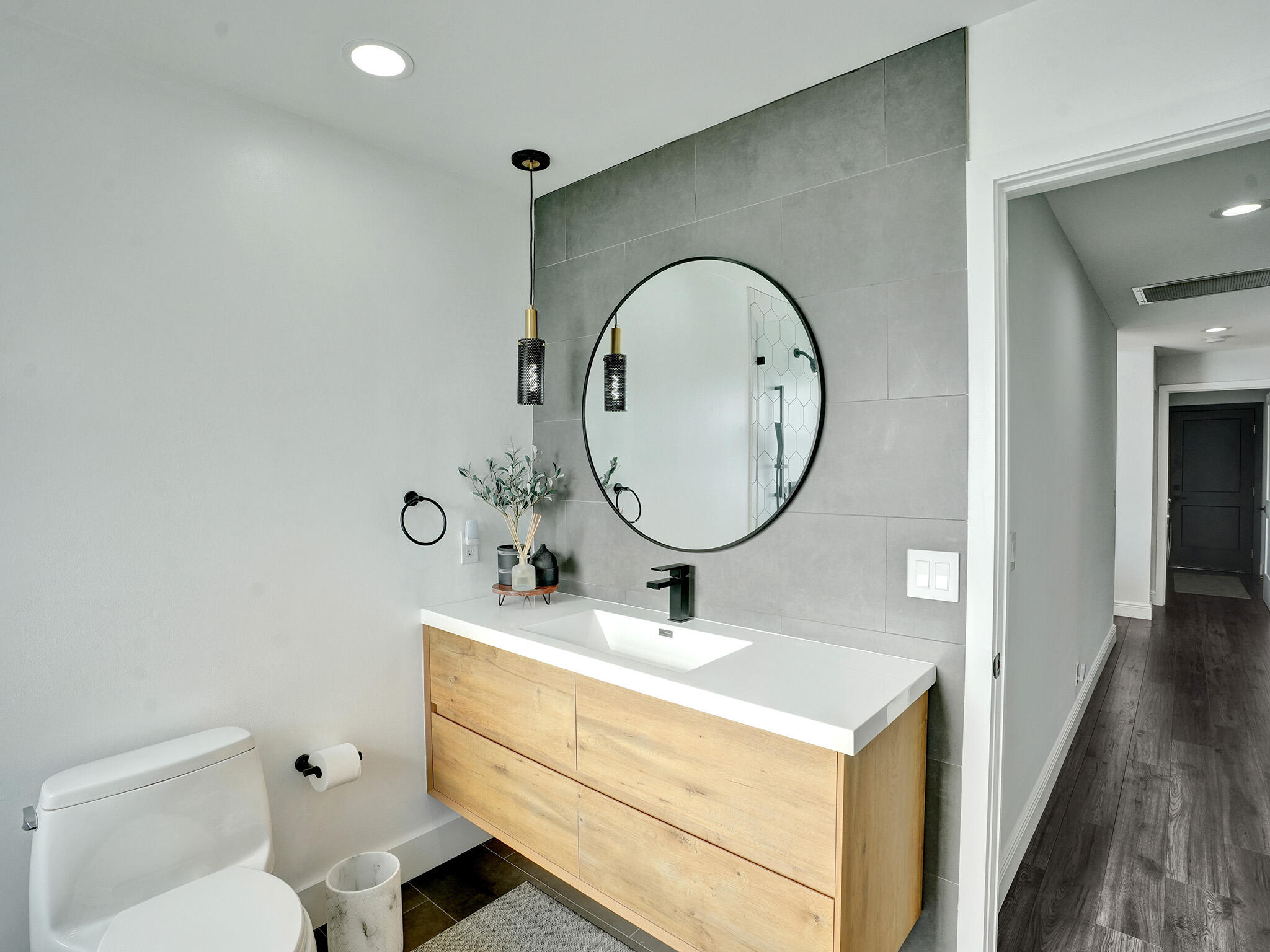 10677 St Thomas Drive