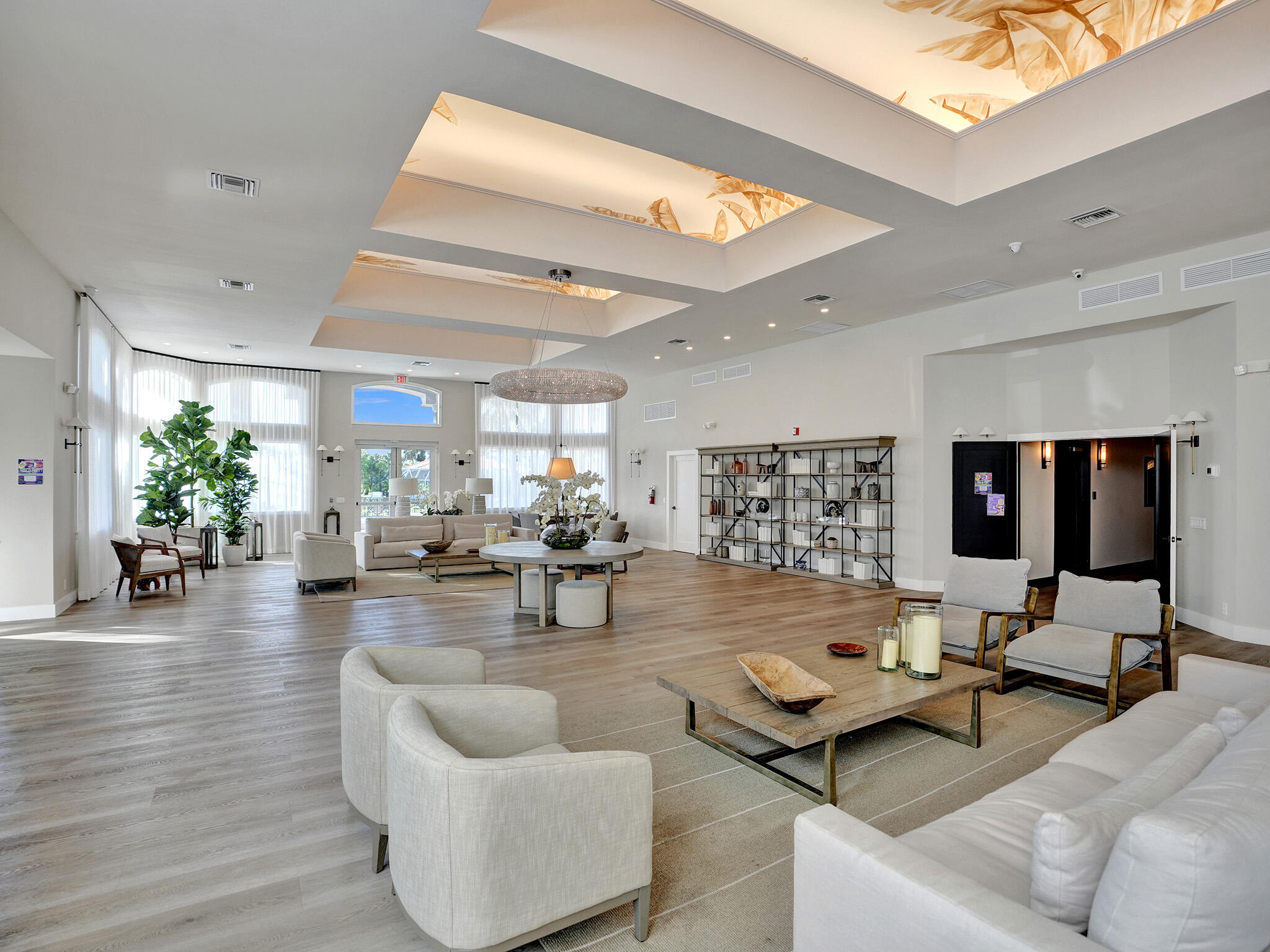 10677 St Thomas Drive