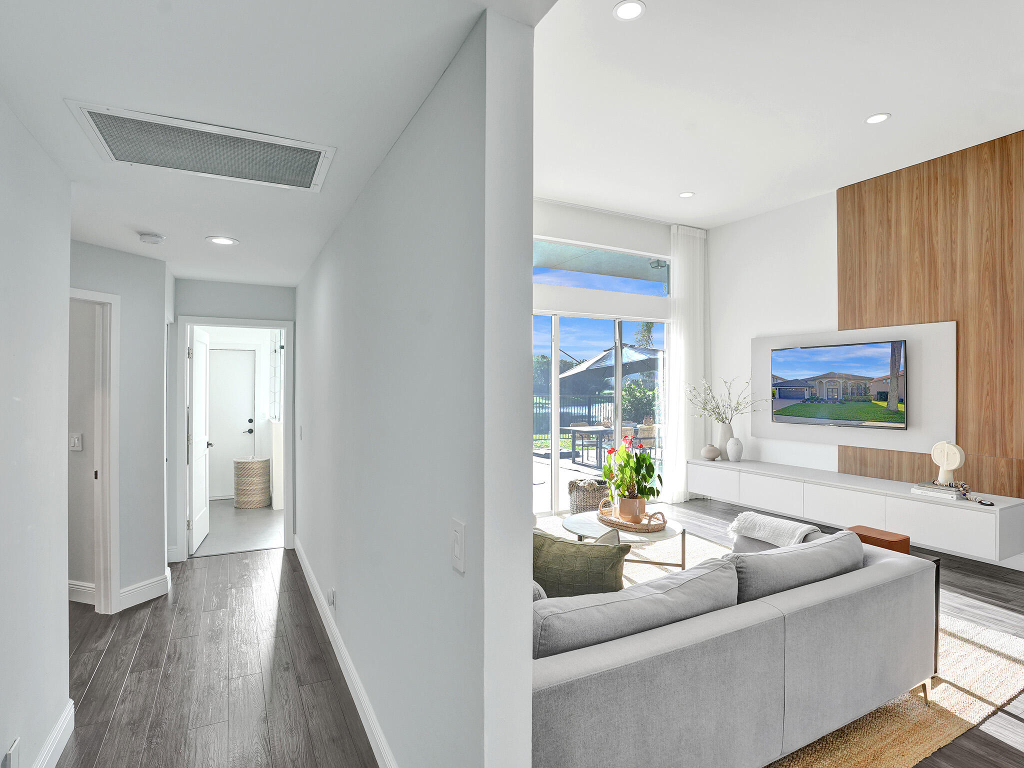 10677 St Thomas Drive