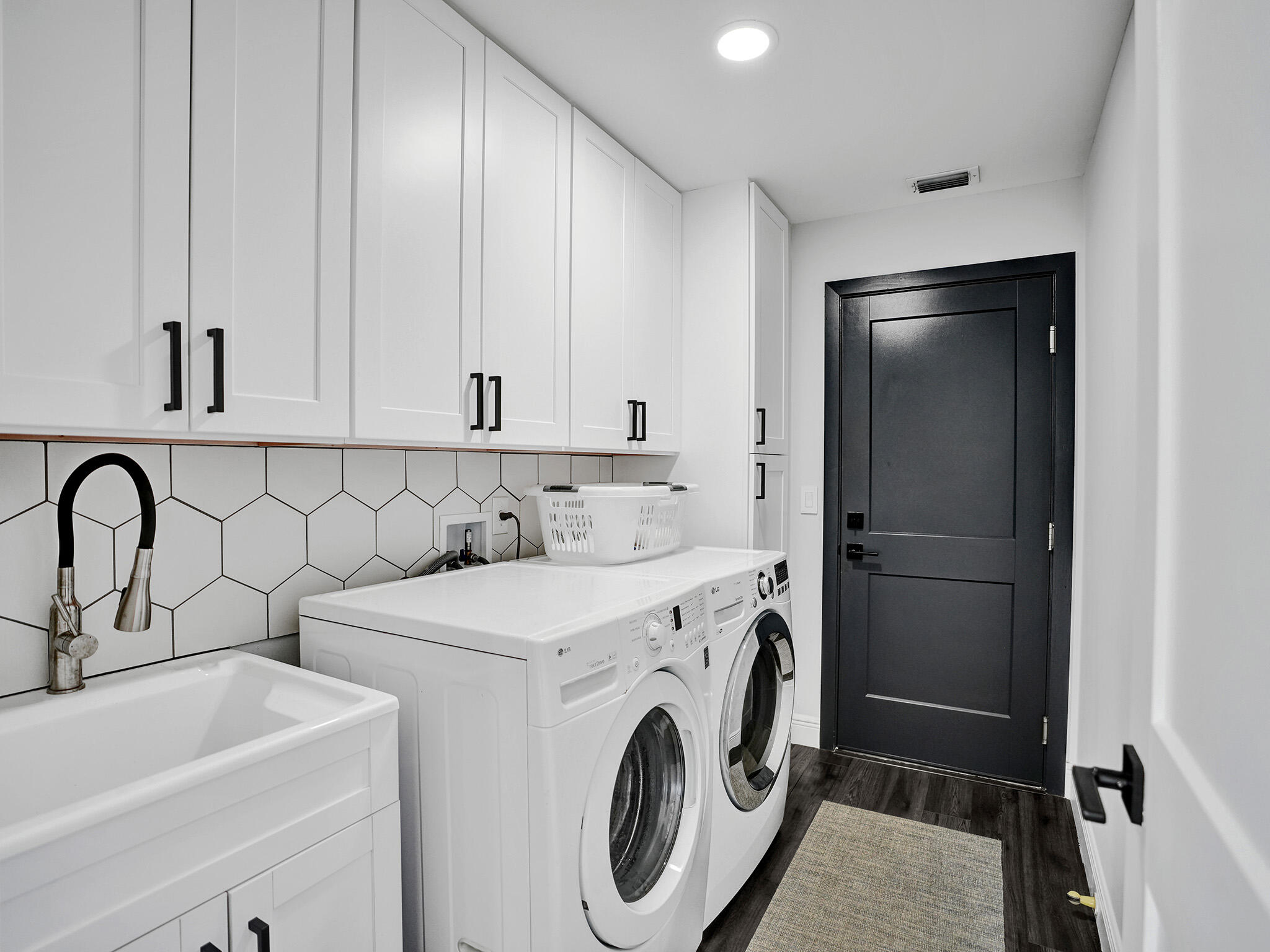 10677 St Thomas Drive