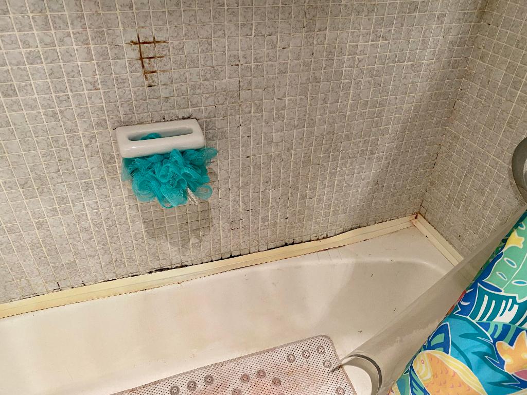 1150 Mahogany Way 201