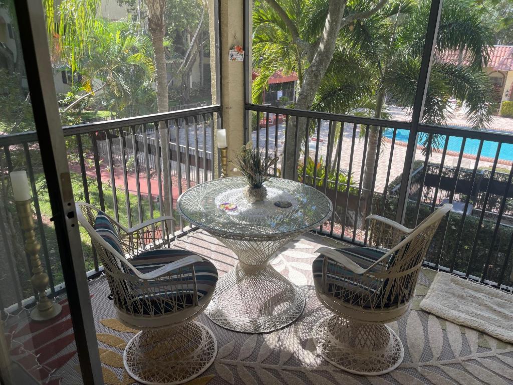 257 S Cypress Road 428