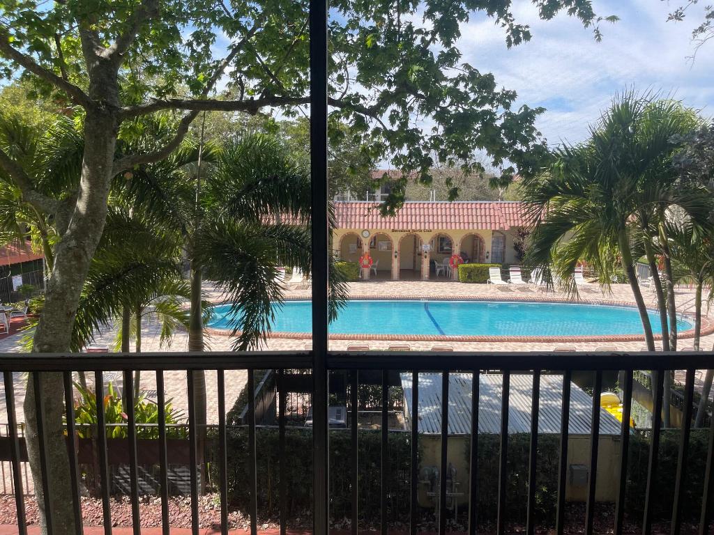 257 S Cypress Road 428