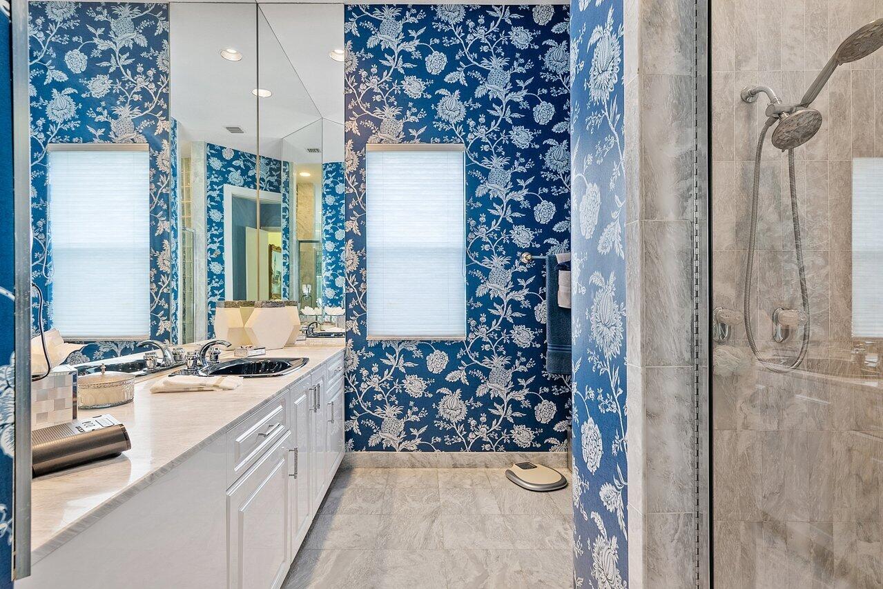 4816 Bocaire Boulevard