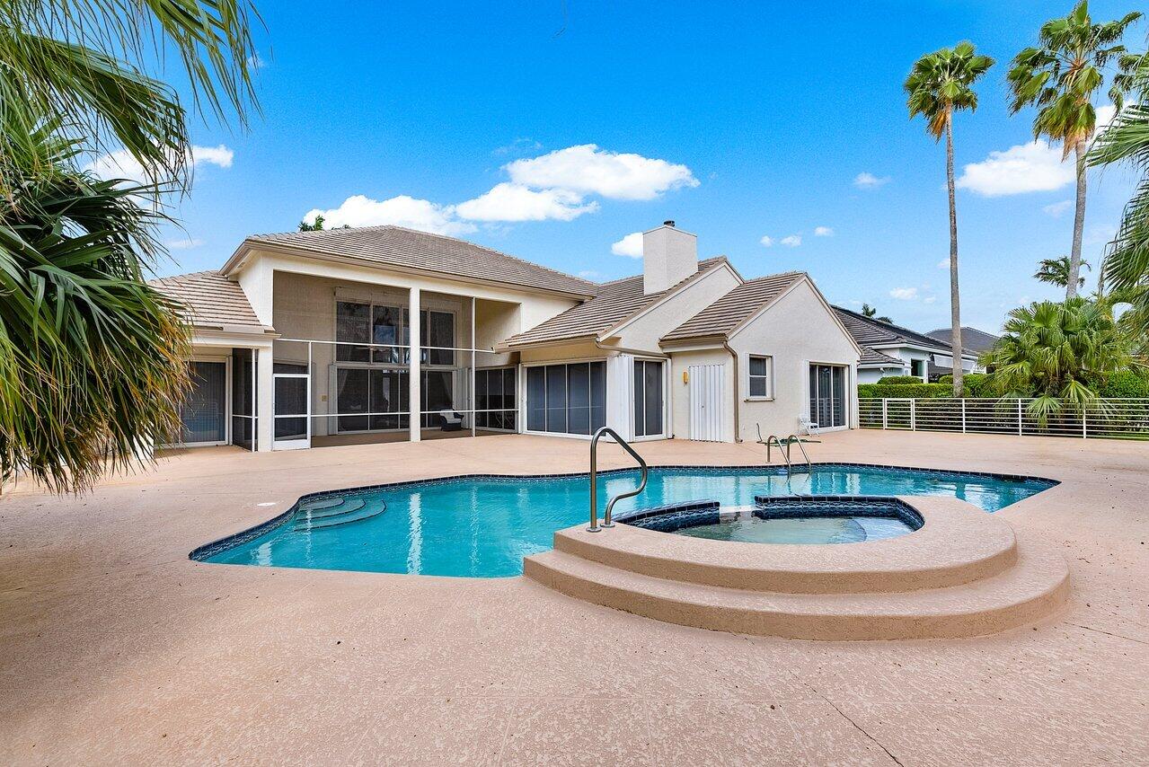 4816 Bocaire Boulevard