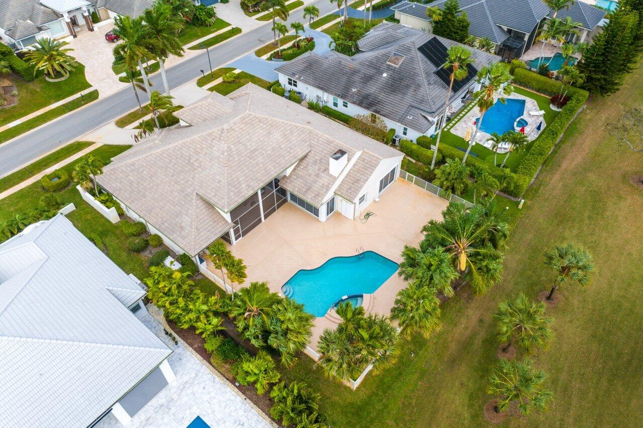 4816 Bocaire Boulevard