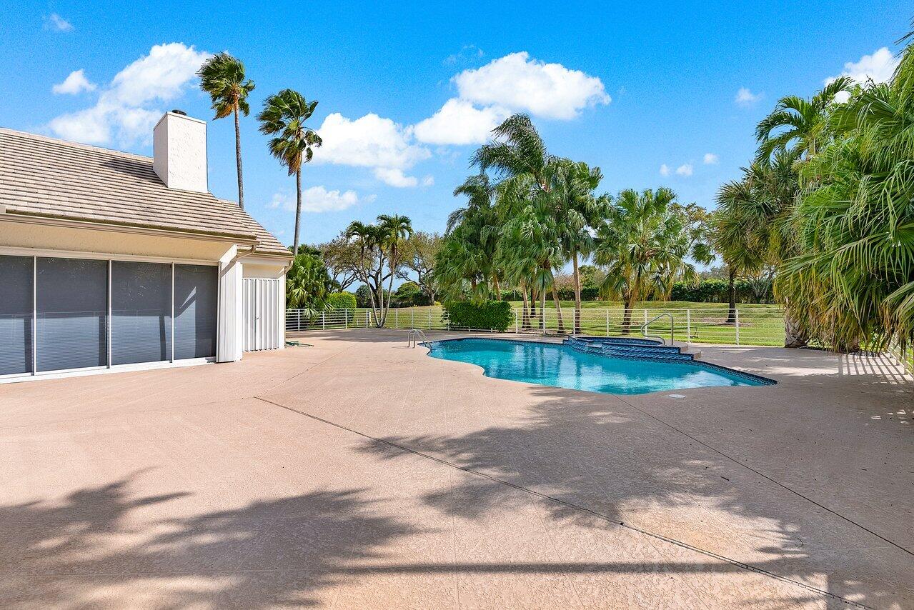 4816 Bocaire Boulevard