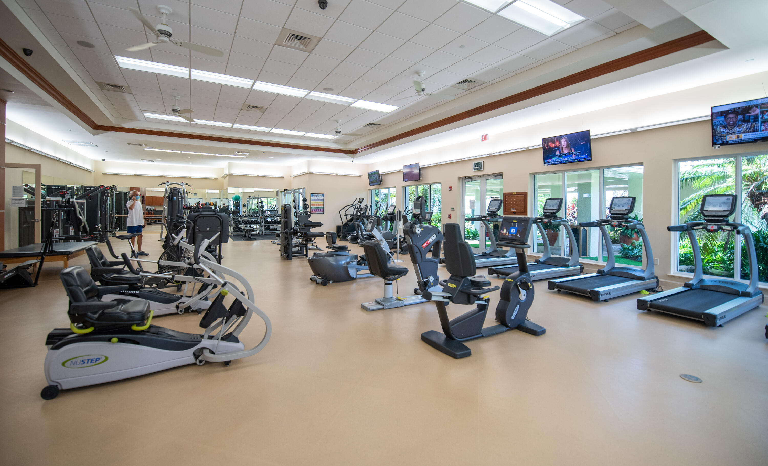 4816 Bocaire Boulevard