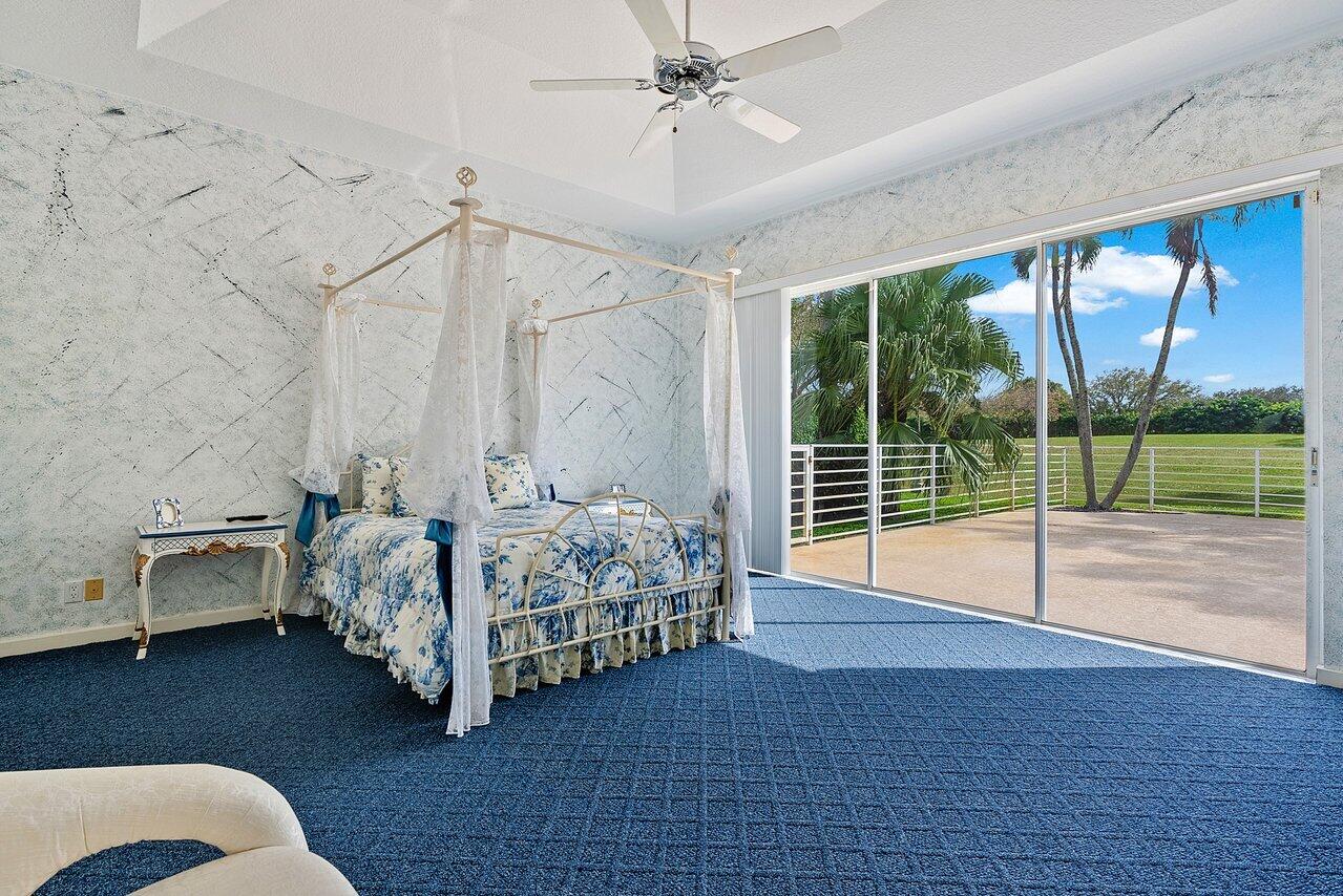 4816 Bocaire Boulevard