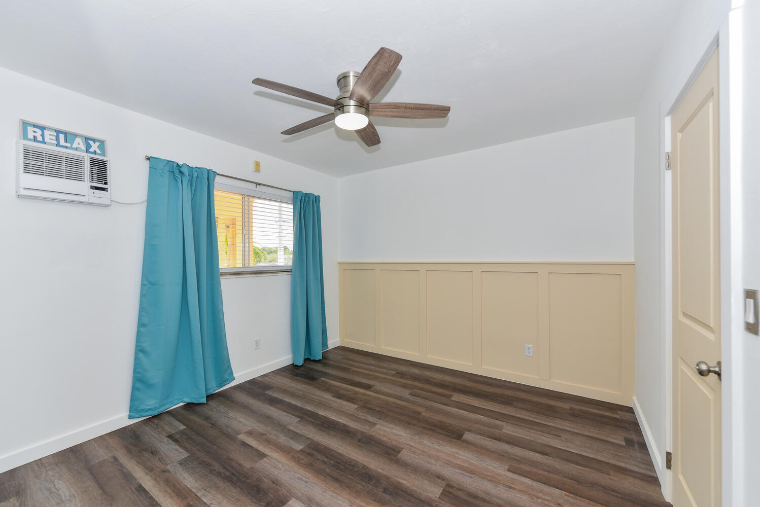 301 E Mcnab Road 215