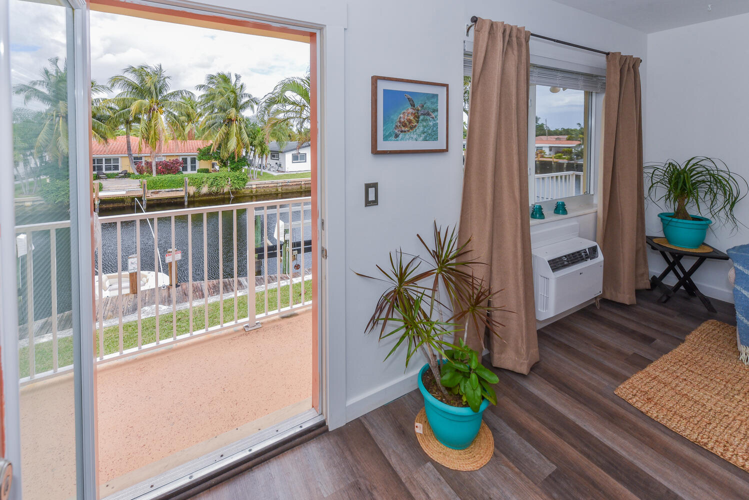 301 E Mcnab Road 215