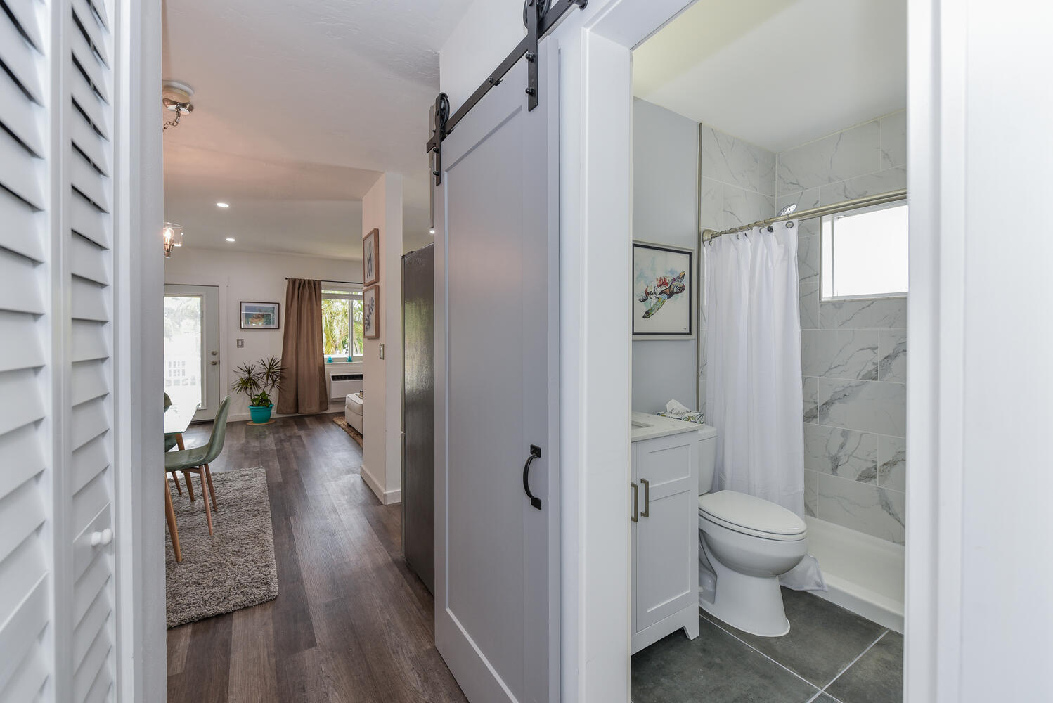 301 E Mcnab Road 215