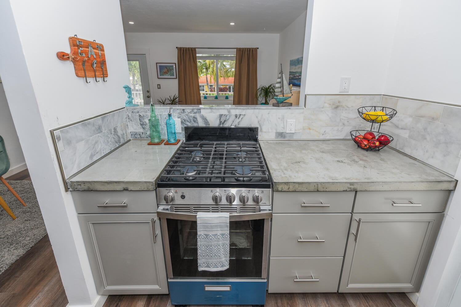 301 E Mcnab Road 215