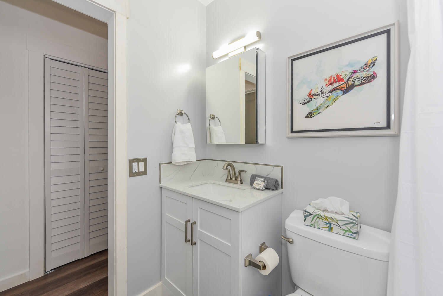 301 E Mcnab Road 215