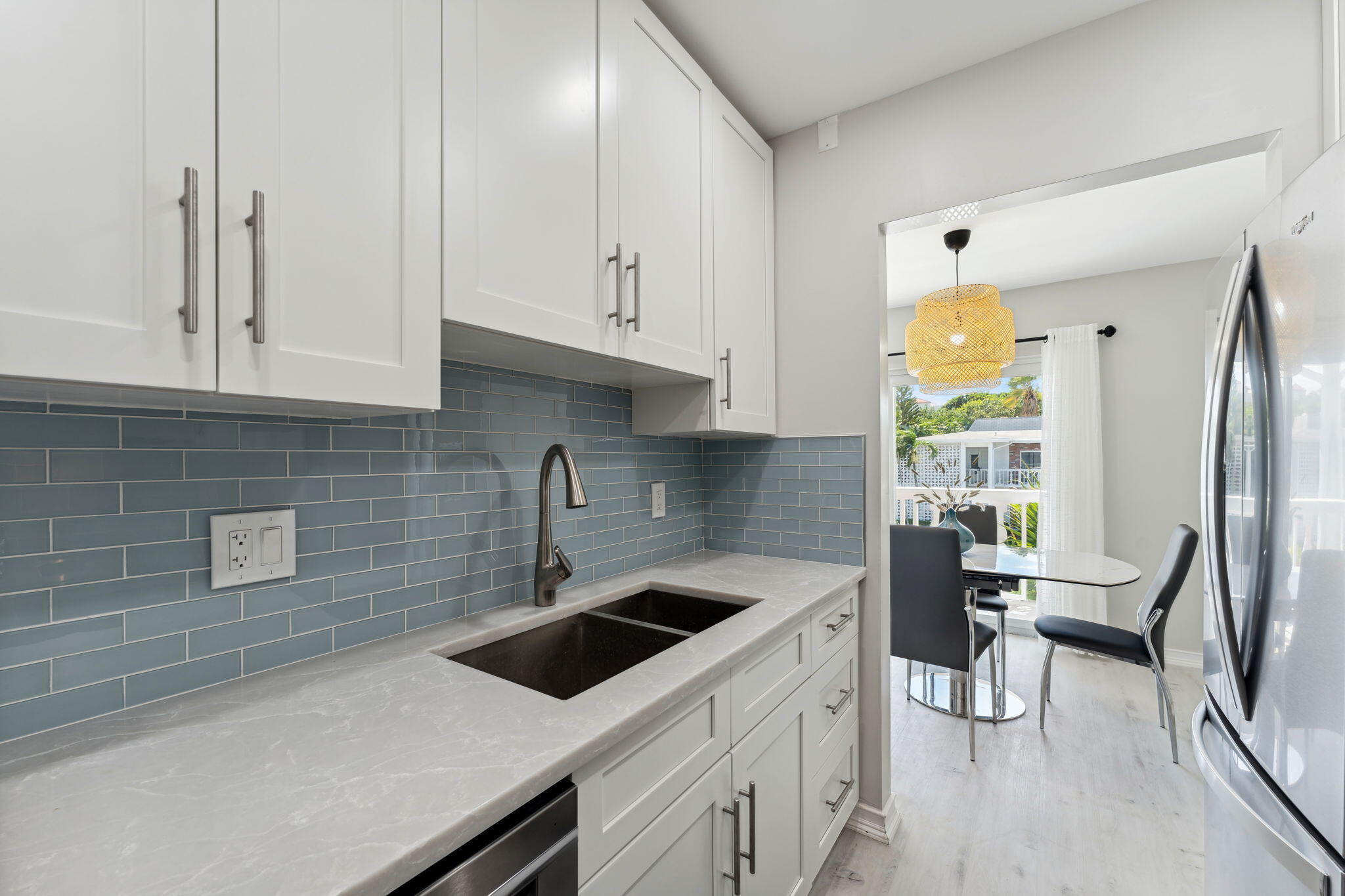 4201 S Ocean Boulevard M4