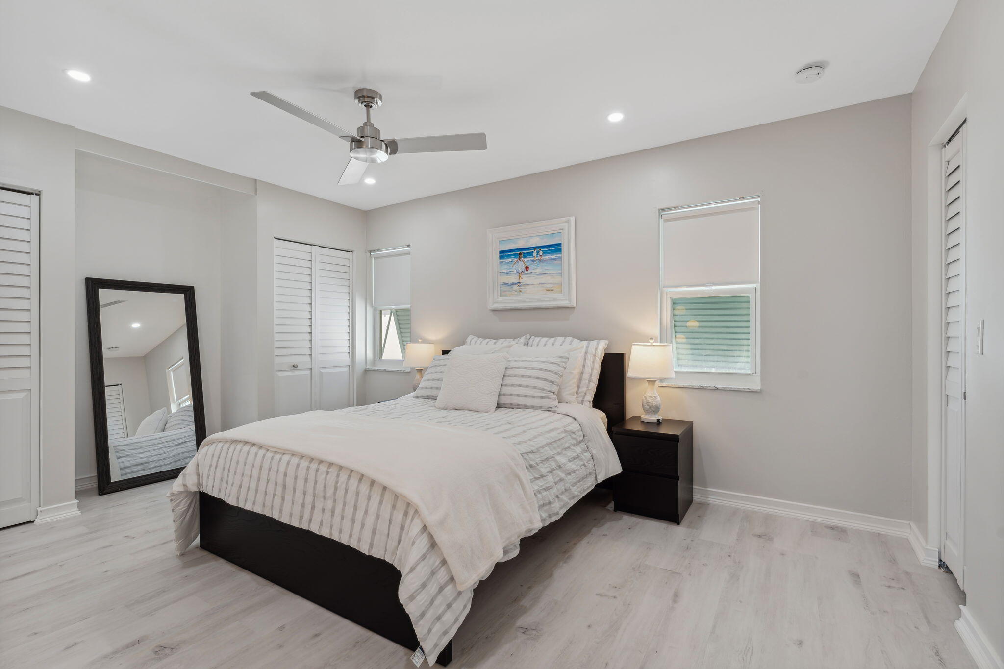 4201 S Ocean Boulevard M4