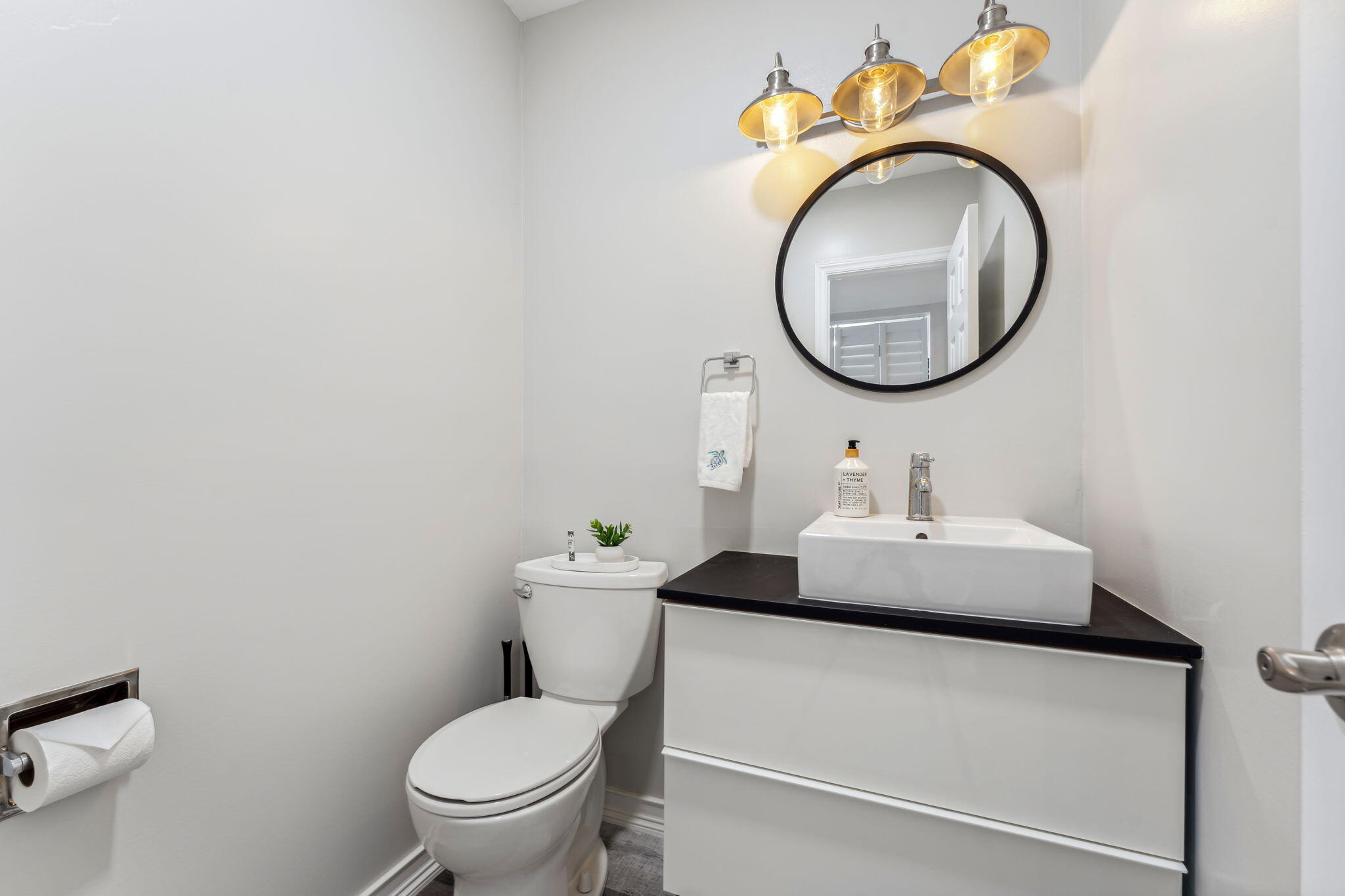 4201 S Ocean Boulevard M4