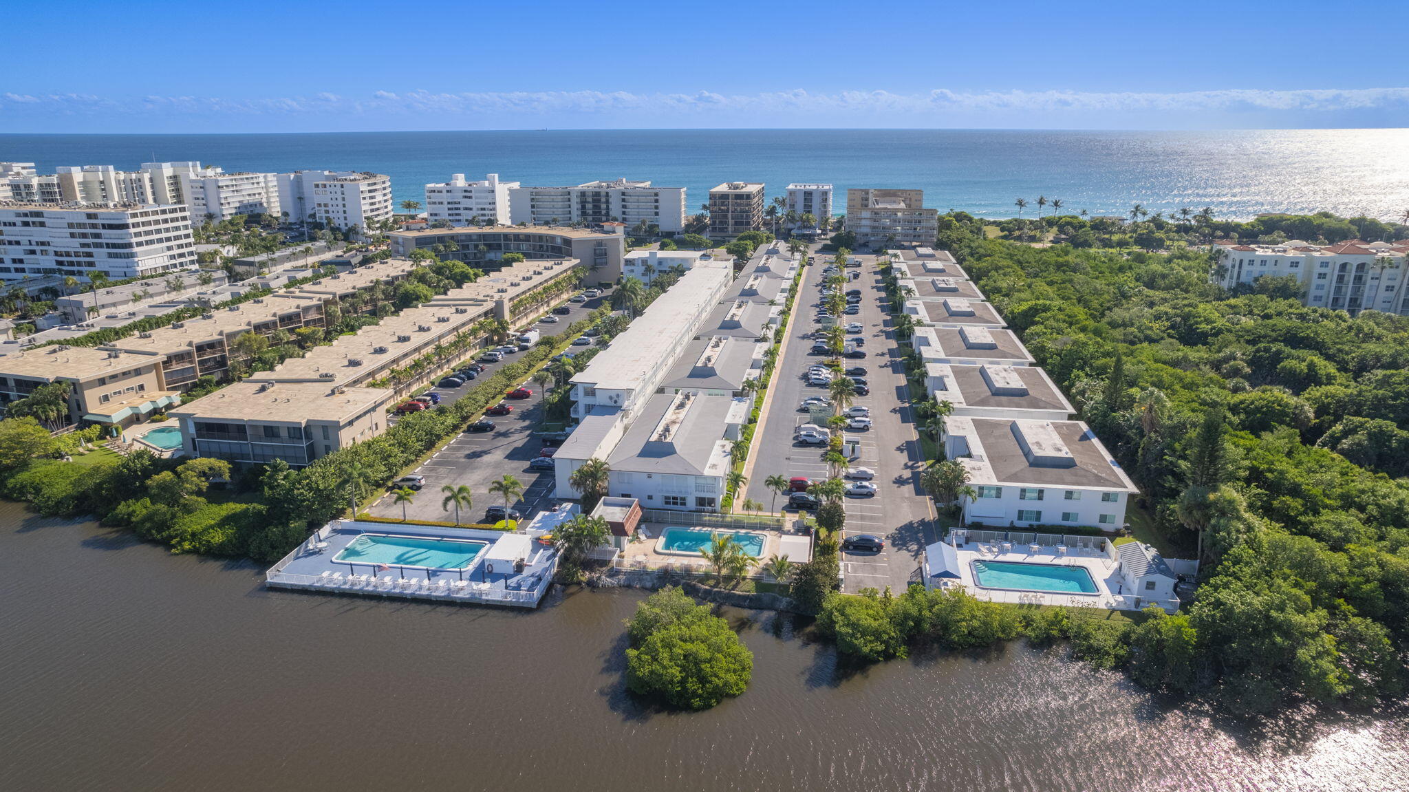4201 S Ocean Boulevard M4