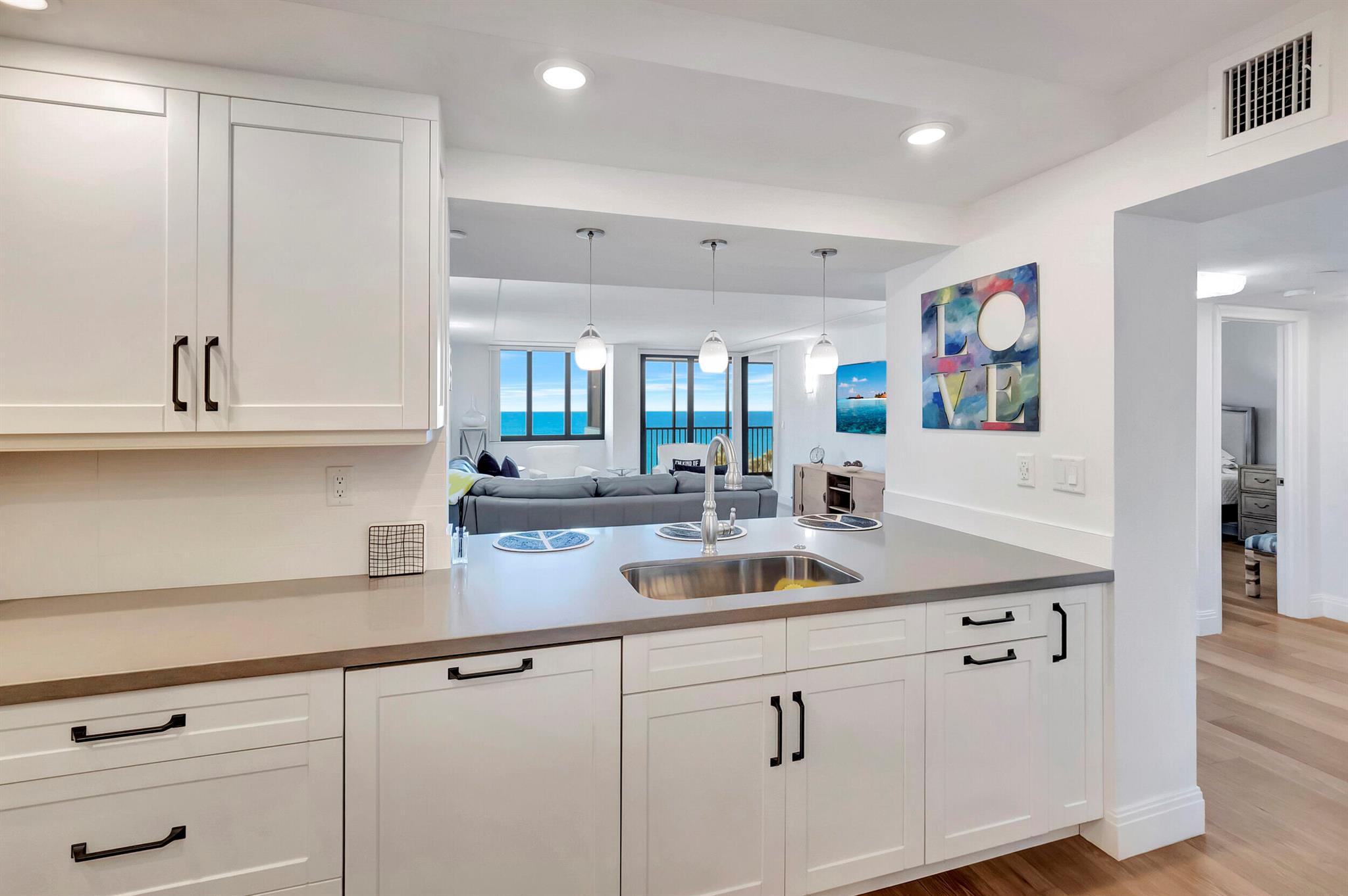 3400 S Ocean Boulevard 9f